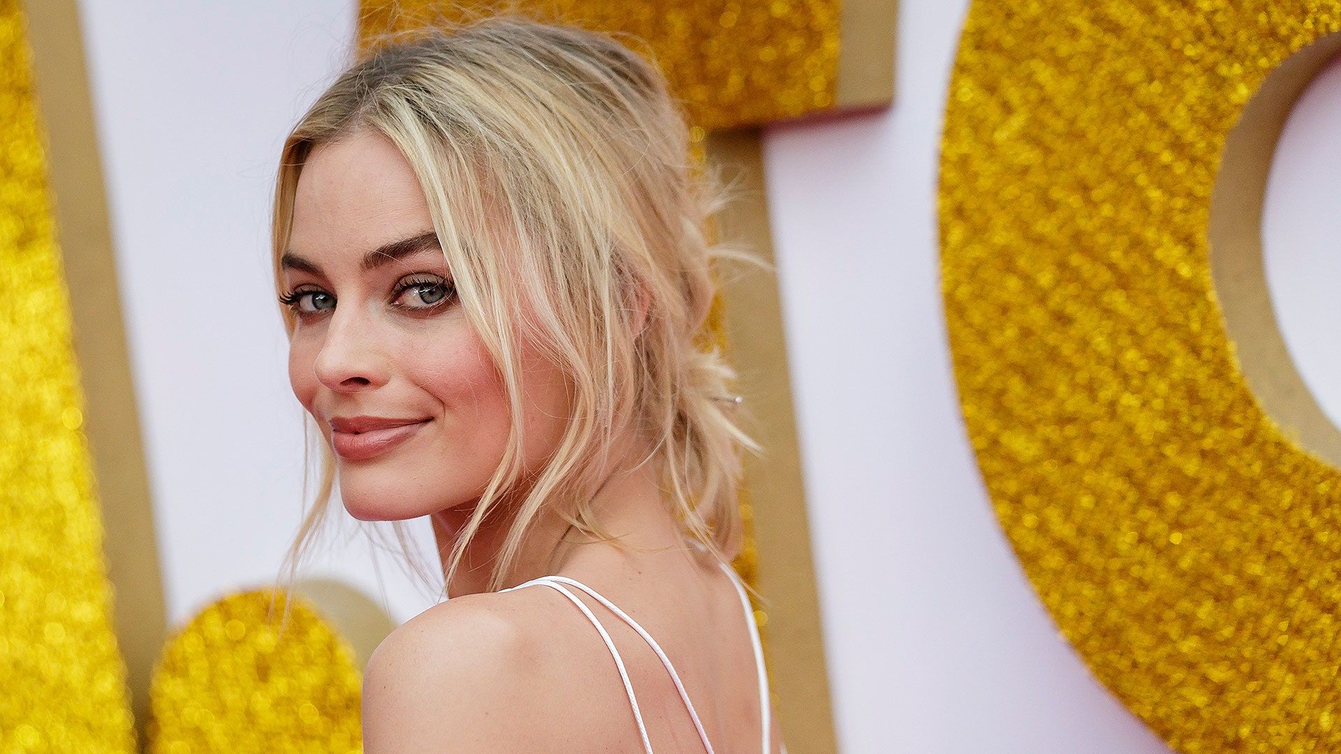 1920x1080 Margot Robbie Reveals The Workout That Got Her In Shape for I, Tonya