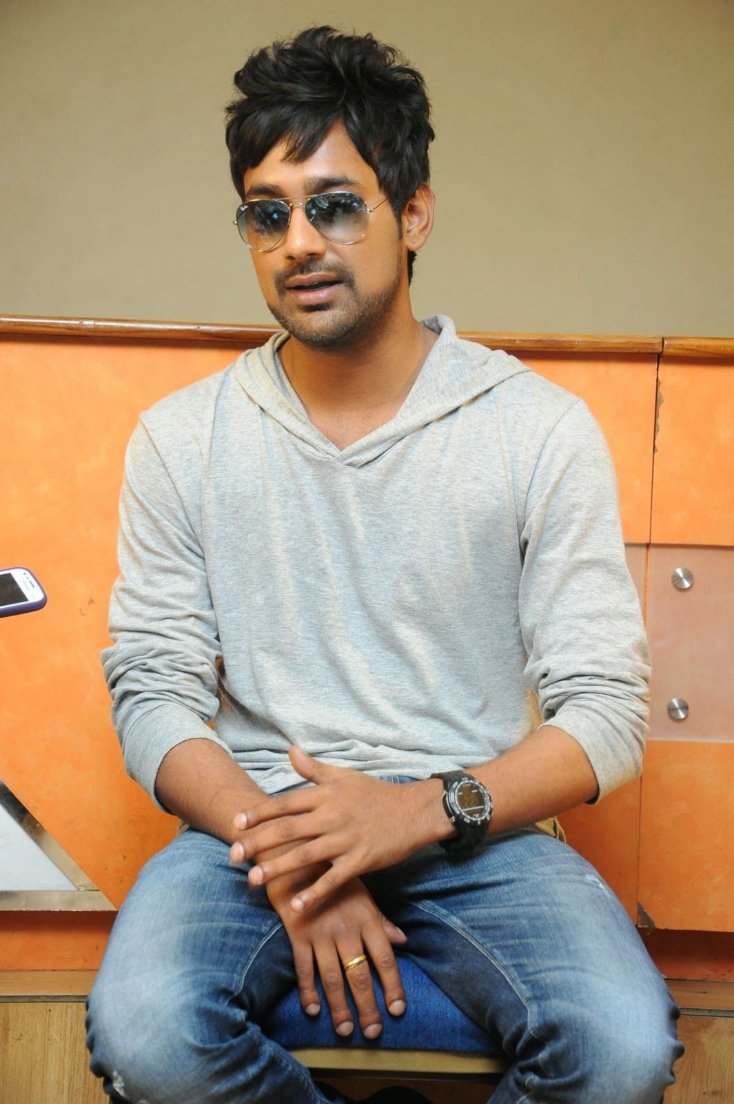 1065x1600 Telugu Heroes Wallpaper