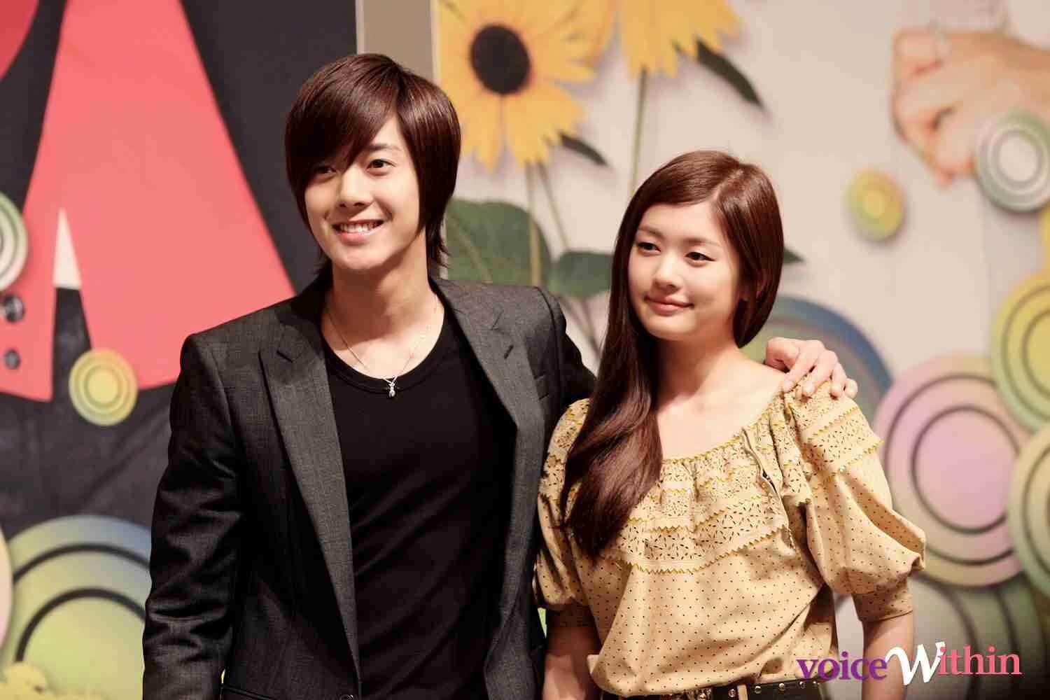 1500x1000 Playful Kiss on X: Kim Hyun Joong and Jung So Min at Playful Kiss Press Conference / X