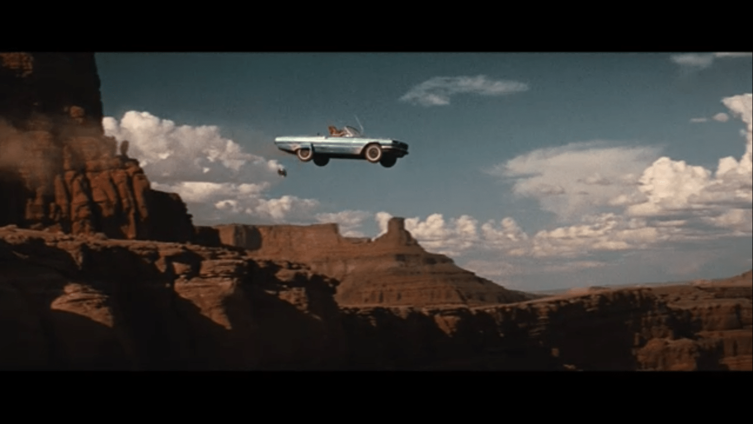 1500x844 THELMA AND LOUISE: Scenessential