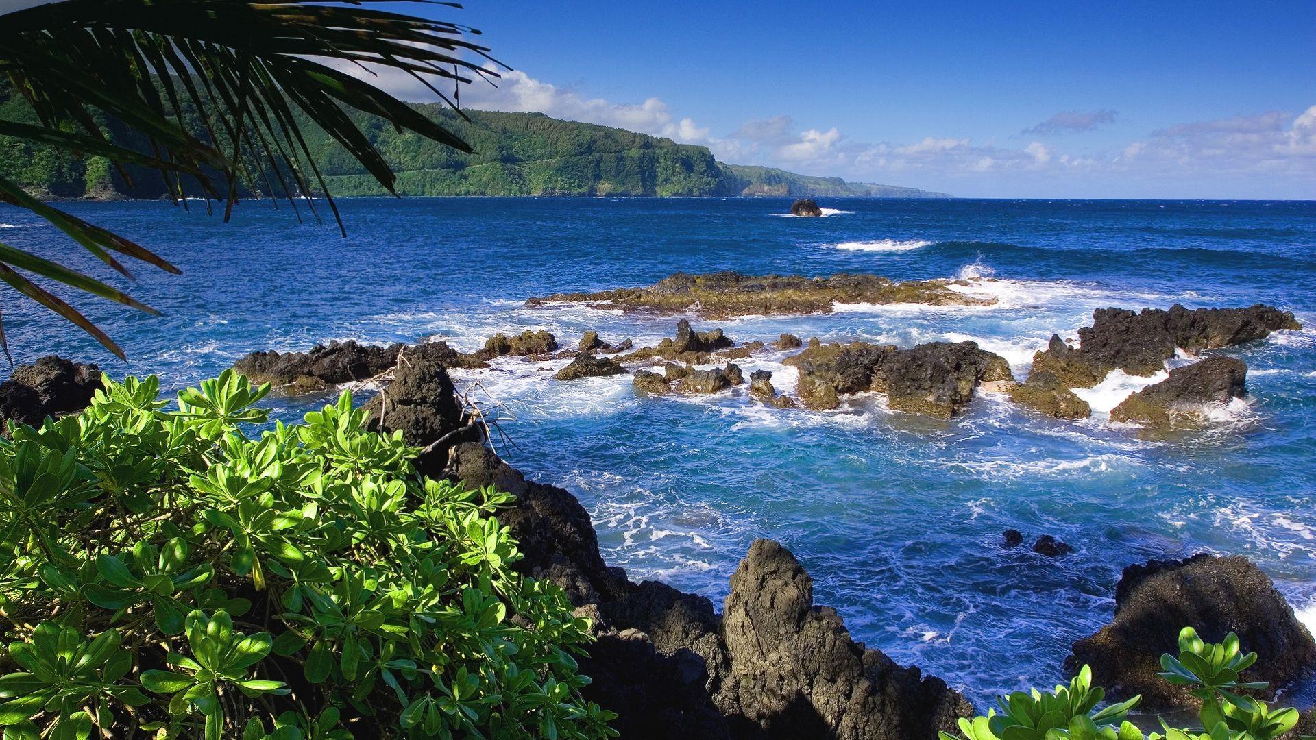 1920x1080 Rocky ocean wallpaper
