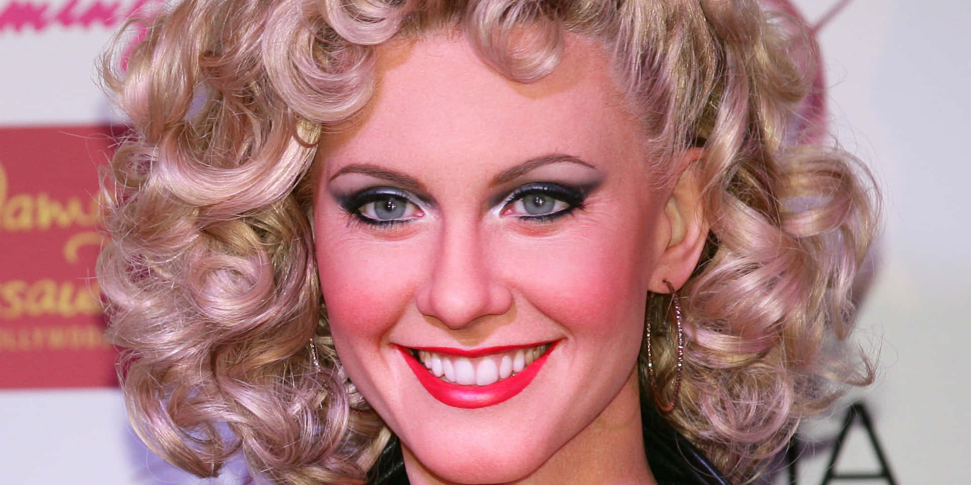 1920x960 Olivia Newton John Wallpaper