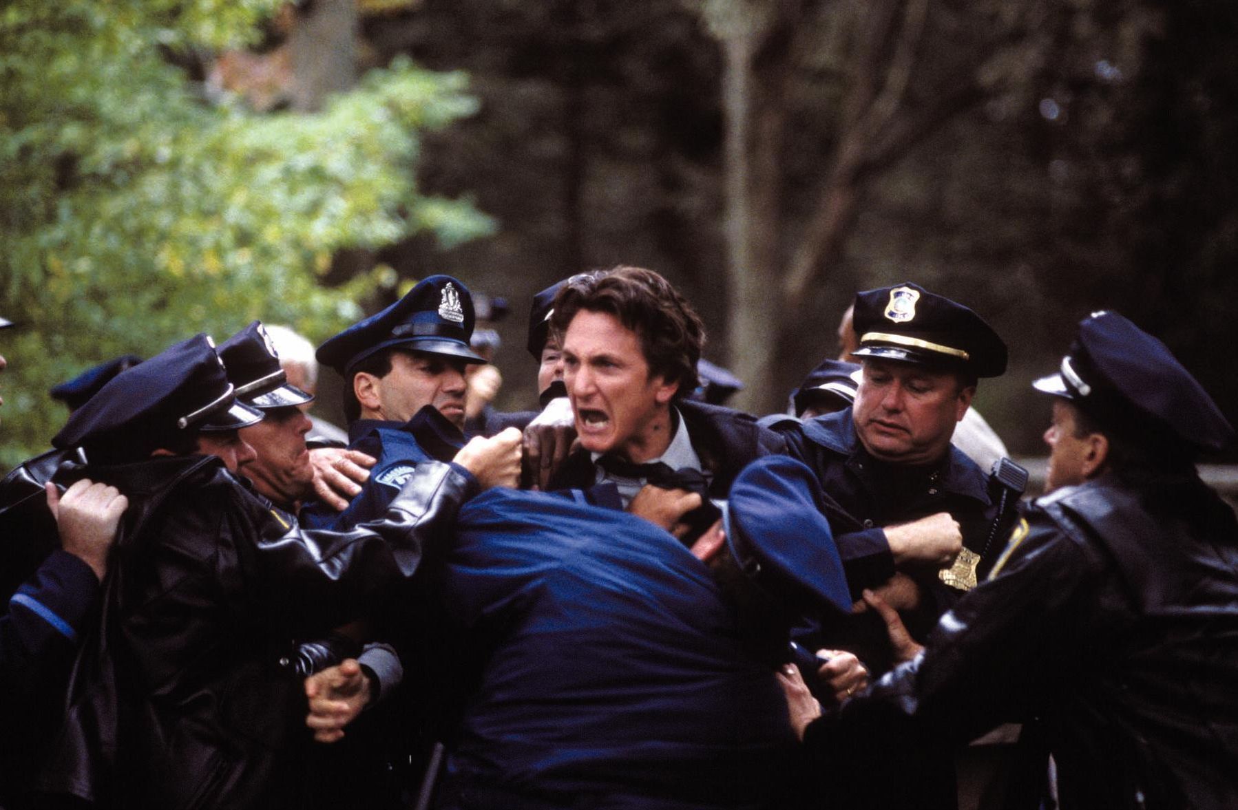 1798x1177 Mystic River (2003)
