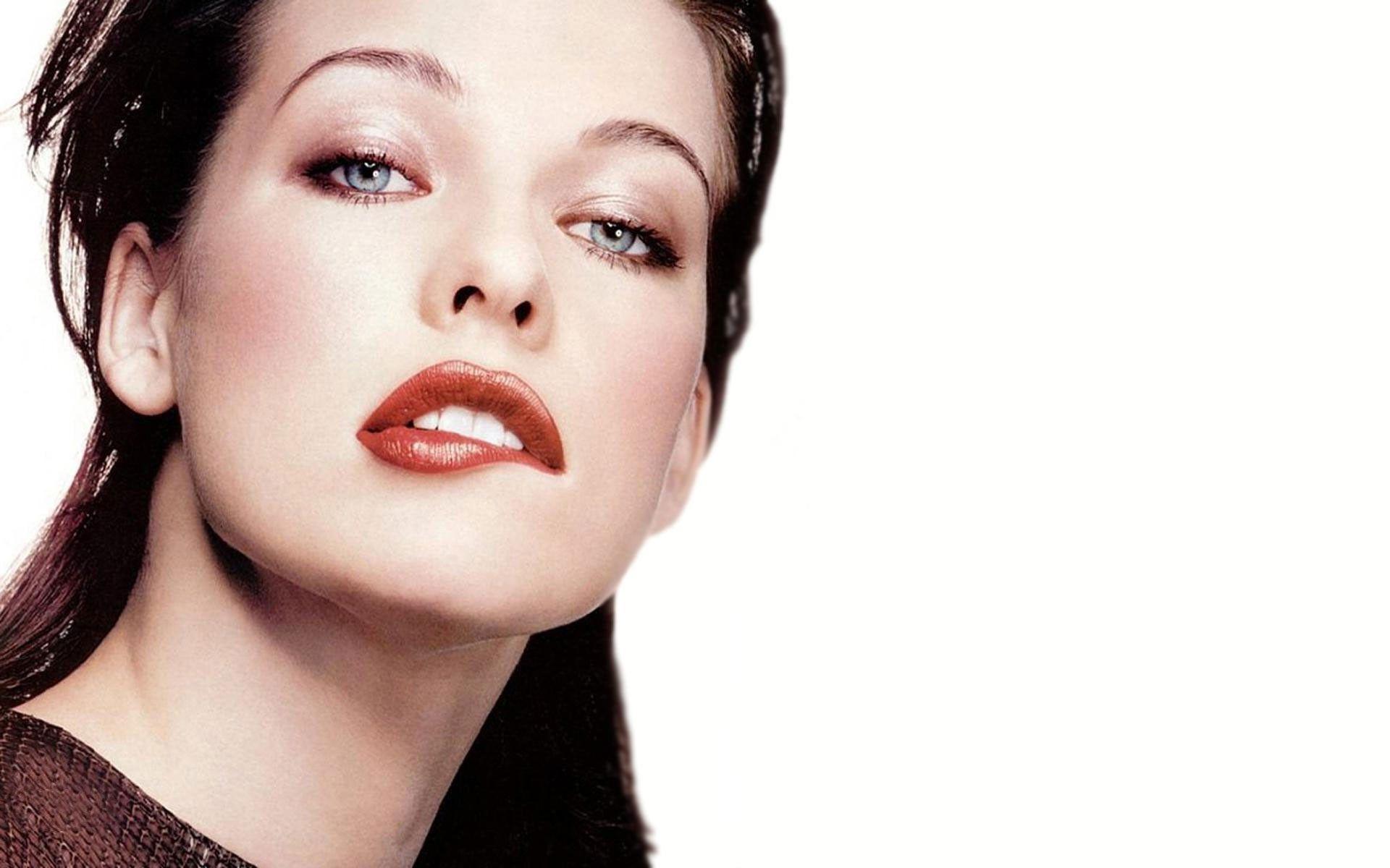 1920x1200 Free Milla Jovovich Wallpaper