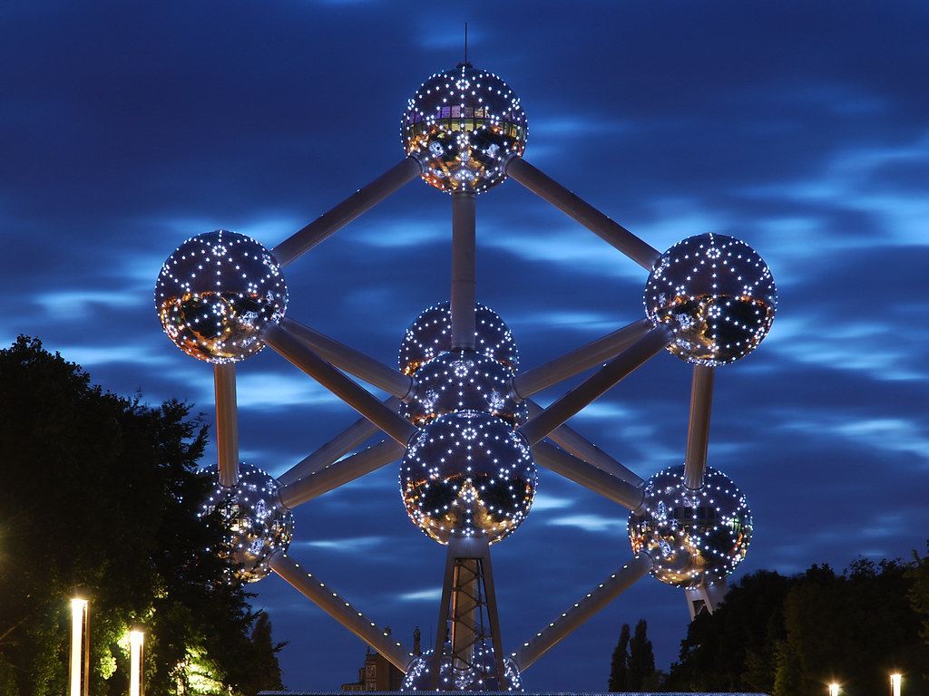 1024x768 Atomium