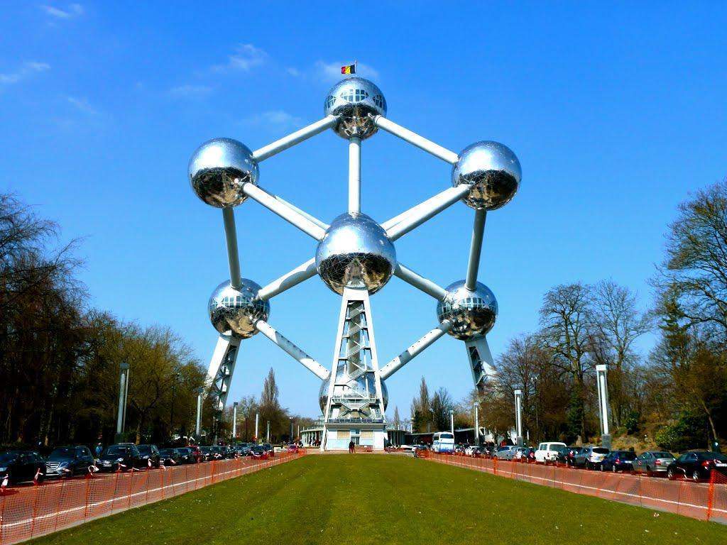 1024x768 The Atomium in Brussels, Belgium. Photo, location on map and address