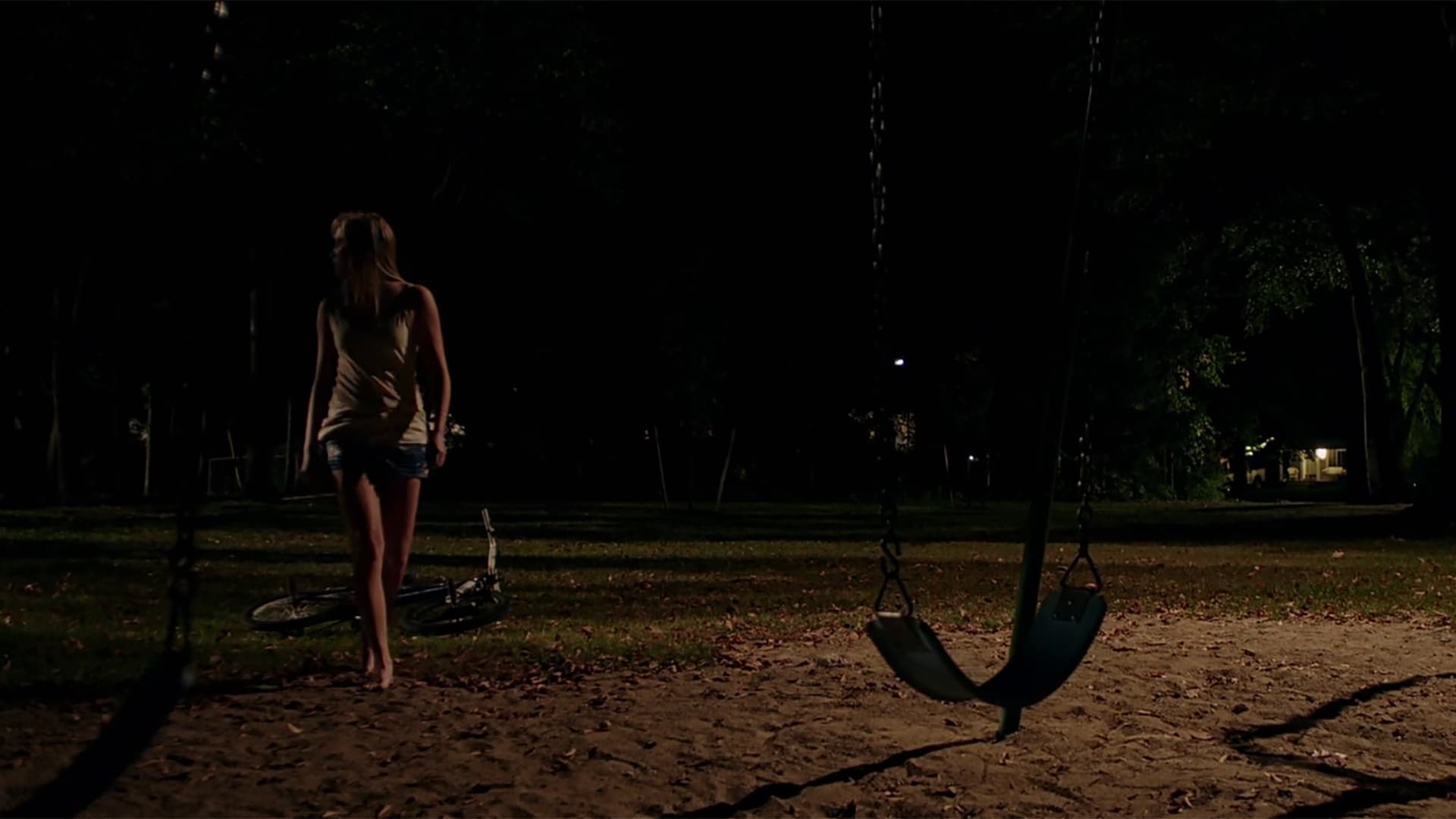 1920x1080 It Follows (2014) Review : Alternate Ending