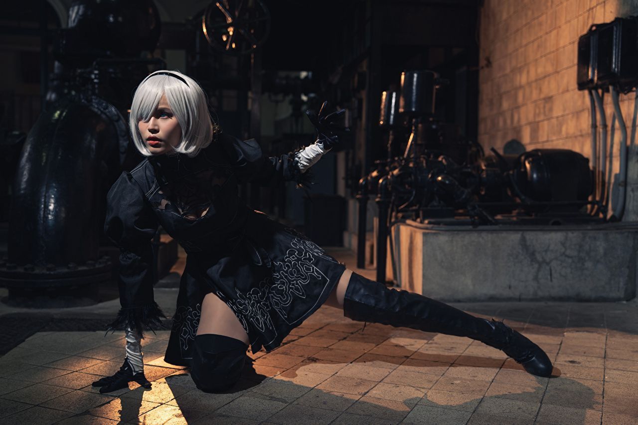 1280x853 Desktop Wallpaper Blonde girl costume play Wearing boots nier 2b