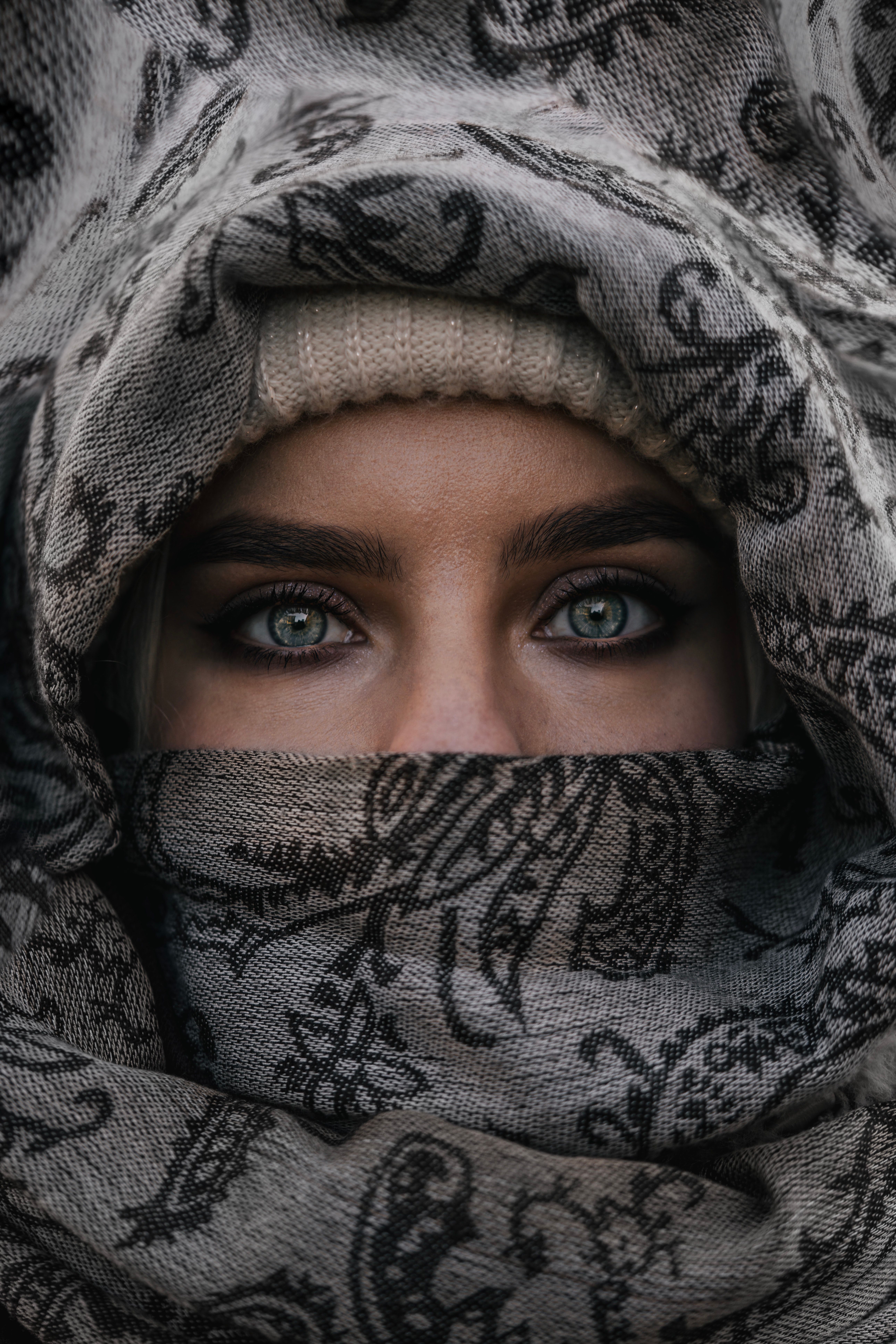 5163x7745 Woman with Beautiful Eyes Wearing a Scarf · Free