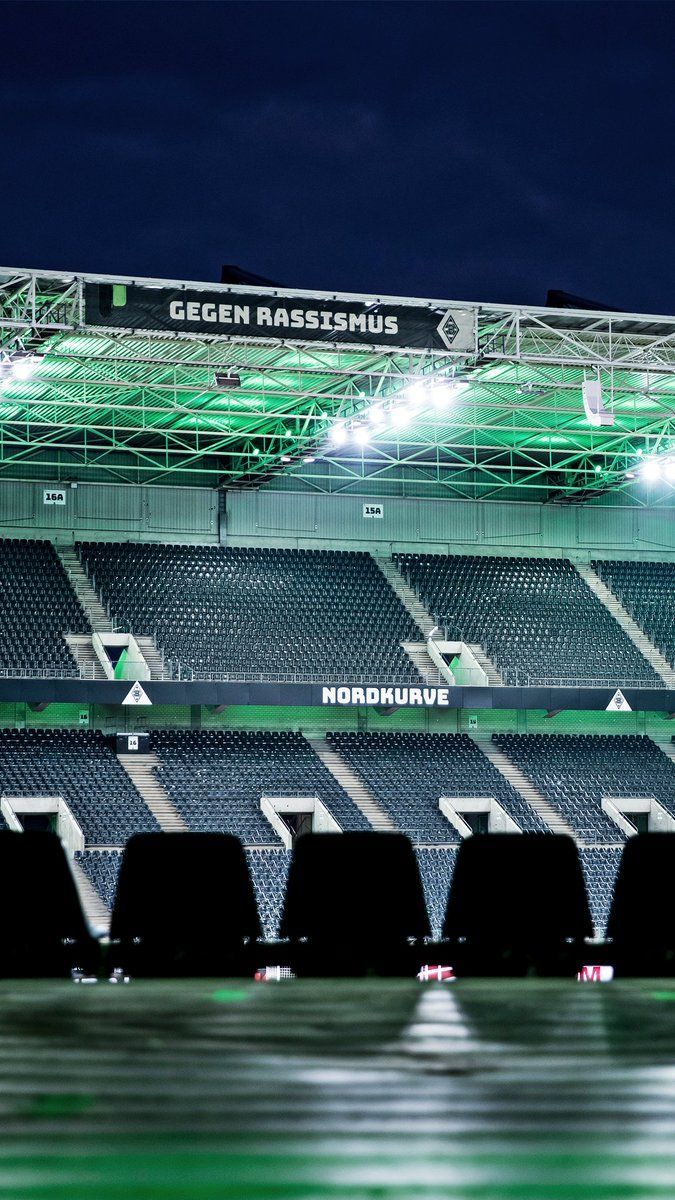 675x1200 Borussia