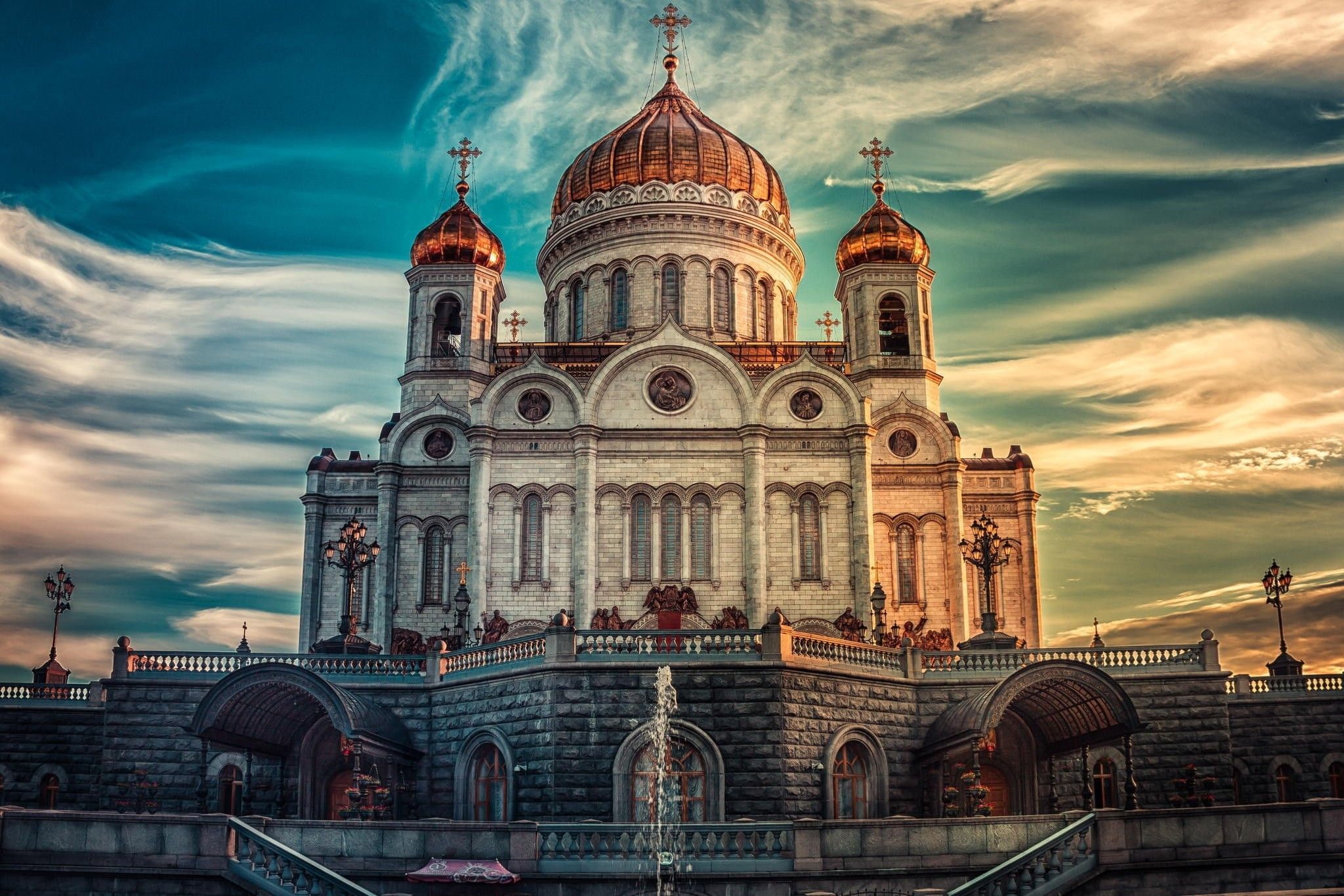 2048x1365 Cathedral of Christ the Saviour HD Wallpaper and Background