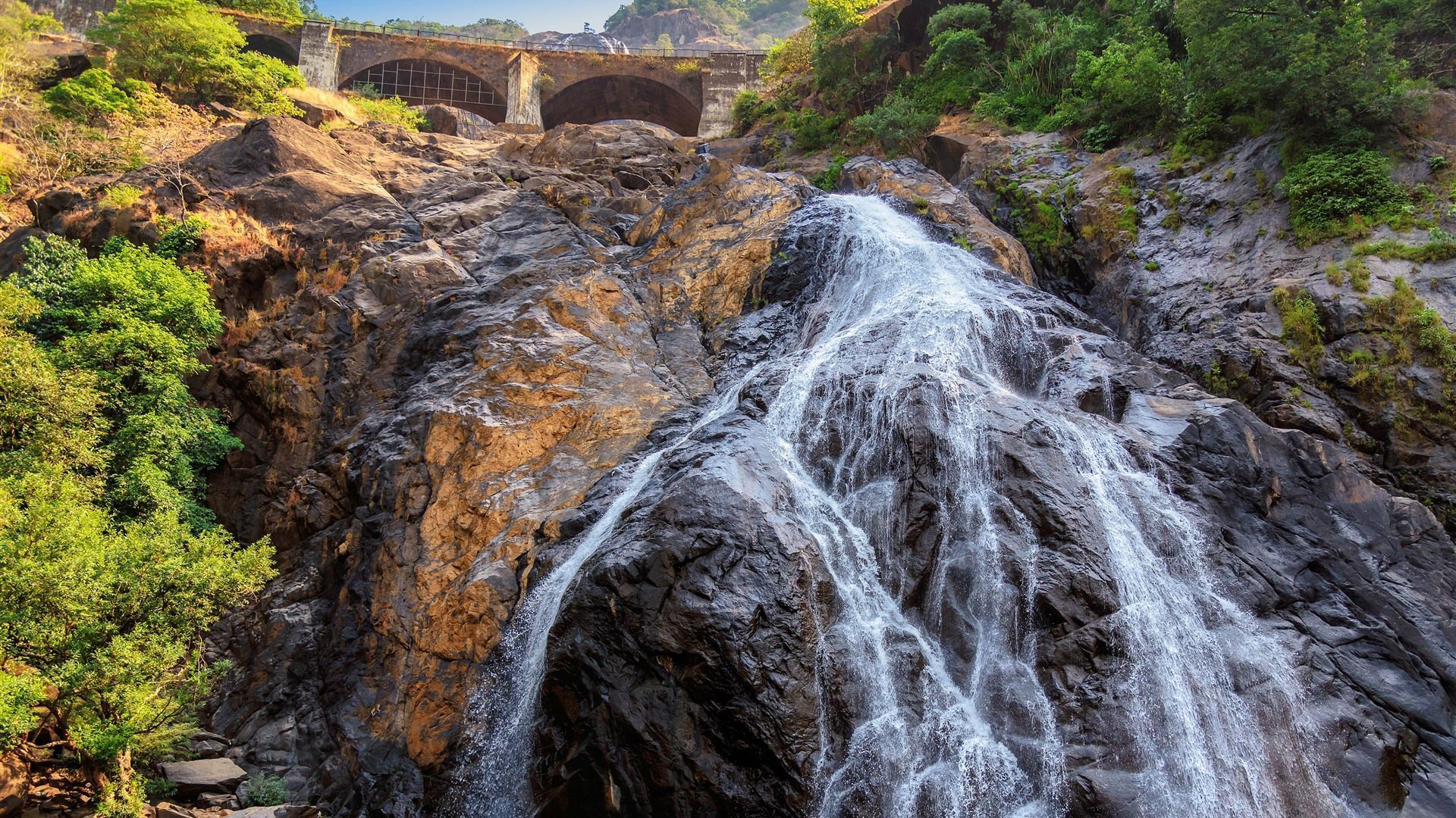 1920x1080 Dudhsagar Waterfall Goa India
