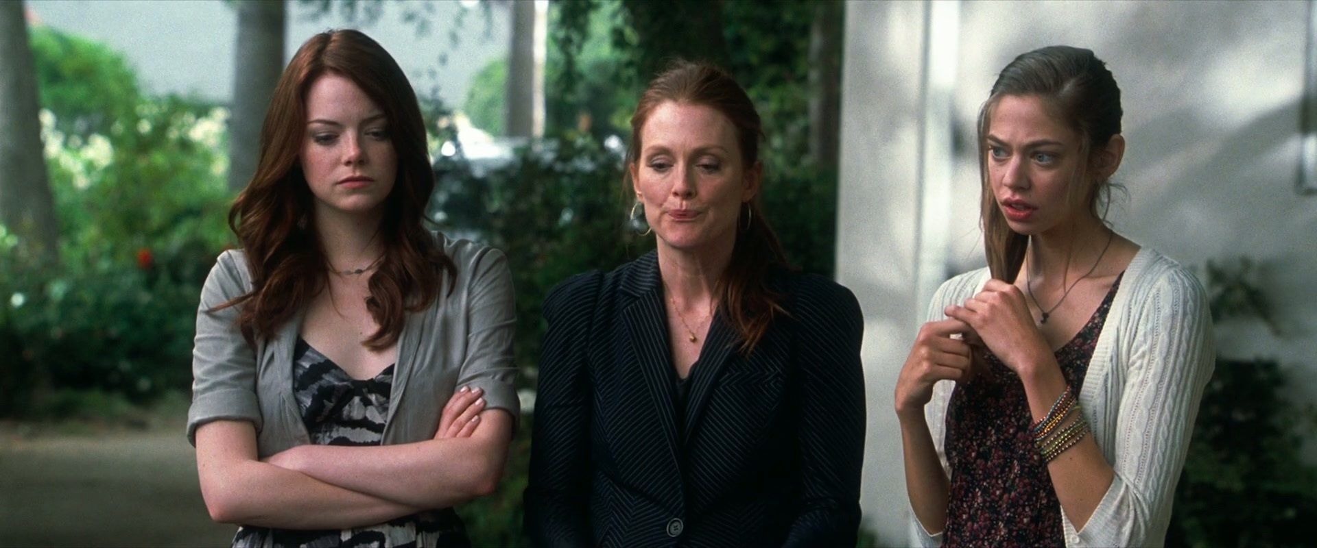 1920x800 Emma in Crazy, Stupid Love (2011) Stone Image
