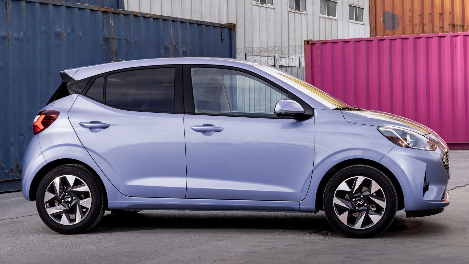 1920x1080 Hyundai i10 and HD Image