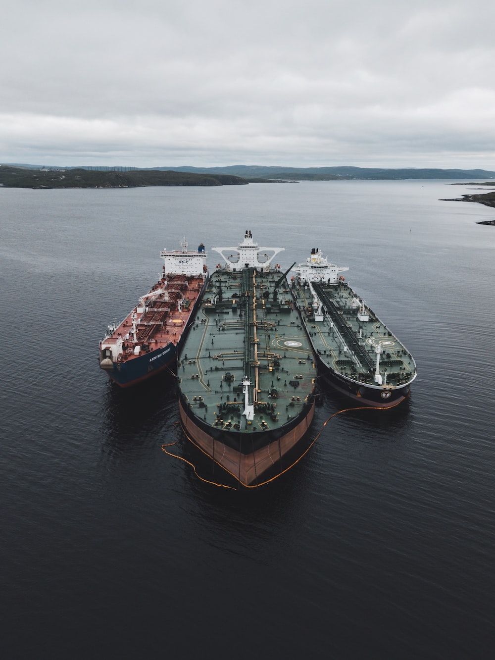 1000x1333 Oil Tanker Picture. Download Free Image