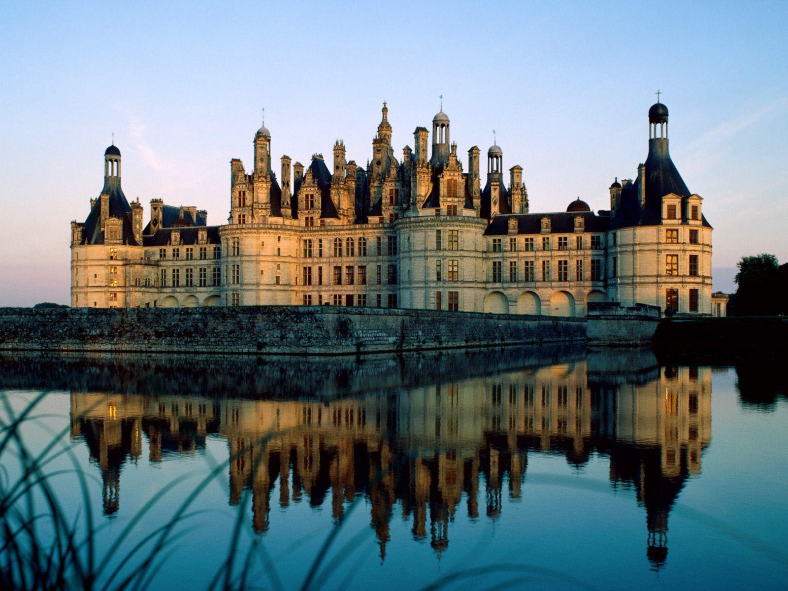 1600x1200 Chateau de Chambord France Wallpaper