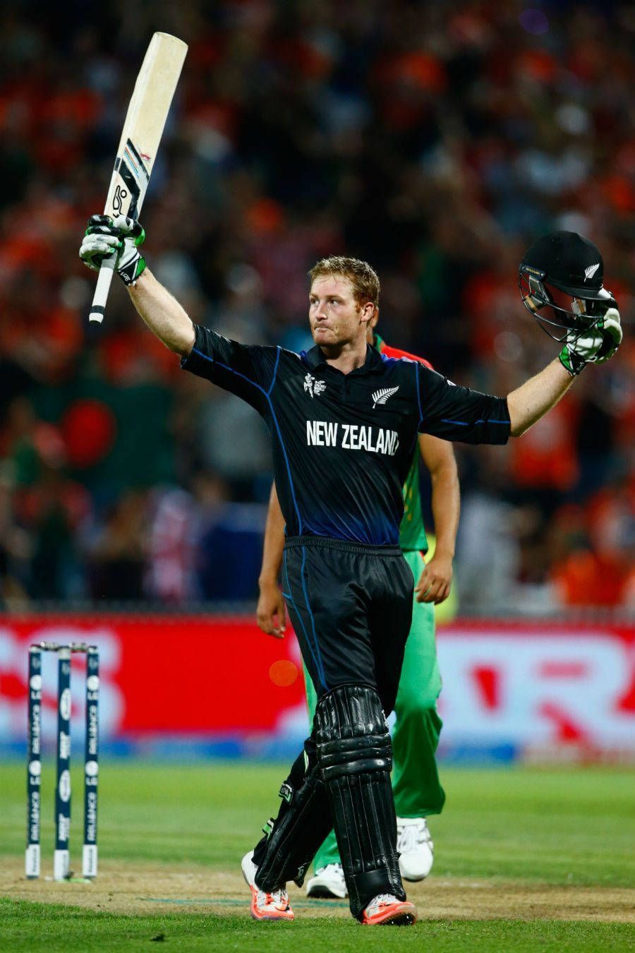 900x1350 Download New Zealand Cricket Player Martin Guptill Wallpaper