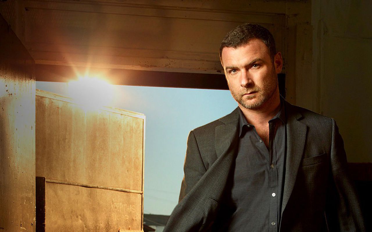 1280x800 Showtime's 'Ray Donovan' is no 'Soprano' but has that dangerous look