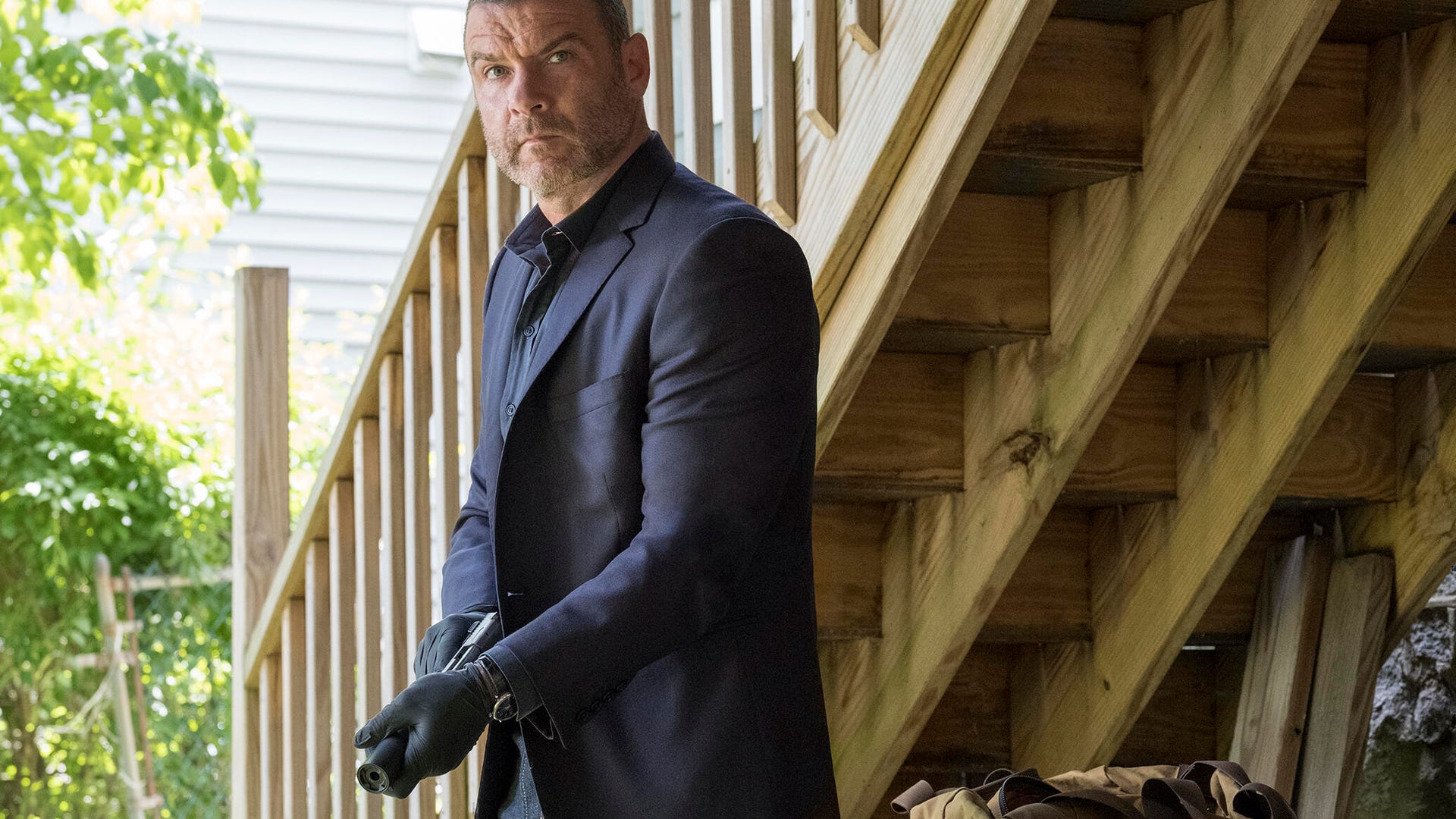 Ray Donovan Wallpapers Top Free Ray Donovan Backgrounds WallpaperAccess