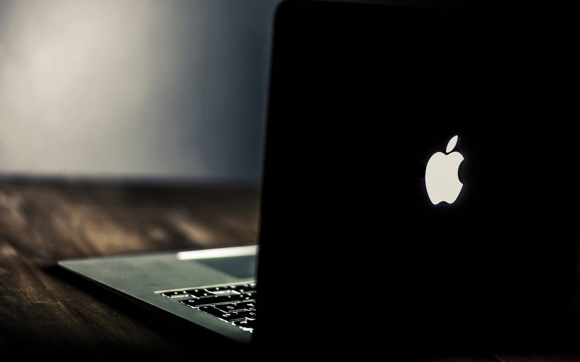 High-Quality Macbook Air 2013 Landscape in 4K High-Quality Macbook Air 2013 Landscape in 4K