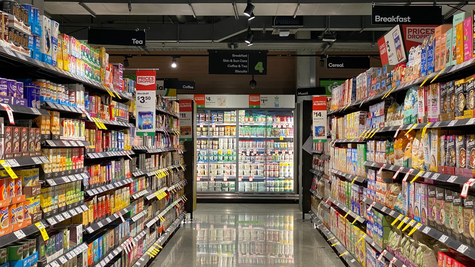 1920x1080 The BEST 10 Convenience Store locations to rent near me