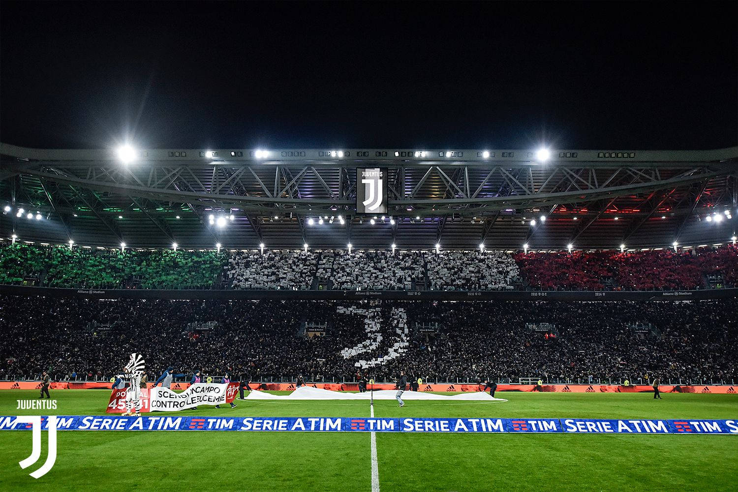 1500x1000 Download Juventus Football Club Match At Allianz Stadium Wallpaper