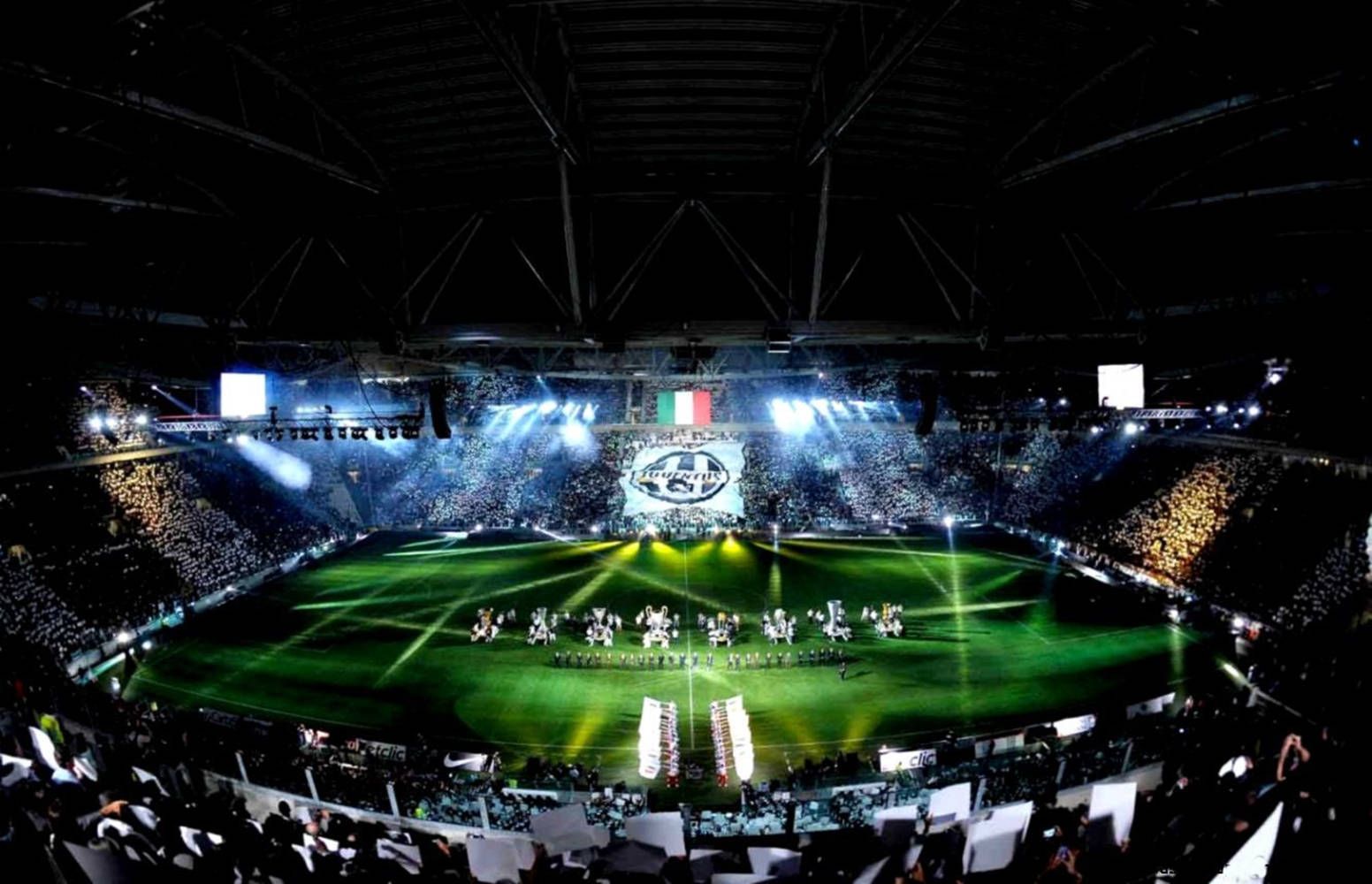 1552x1000 Download Juventus Football Club's Majestic Allianz Stadium Wallpaper