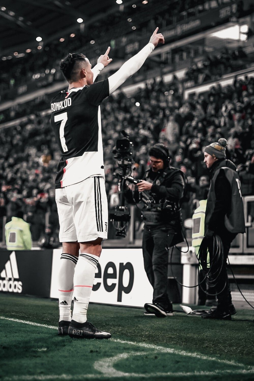 999x1500 Cristiano Ronaldo wallpaper. Cristiano ronaldo juventus, Ronaldo juventus, Cristiano ronaldo