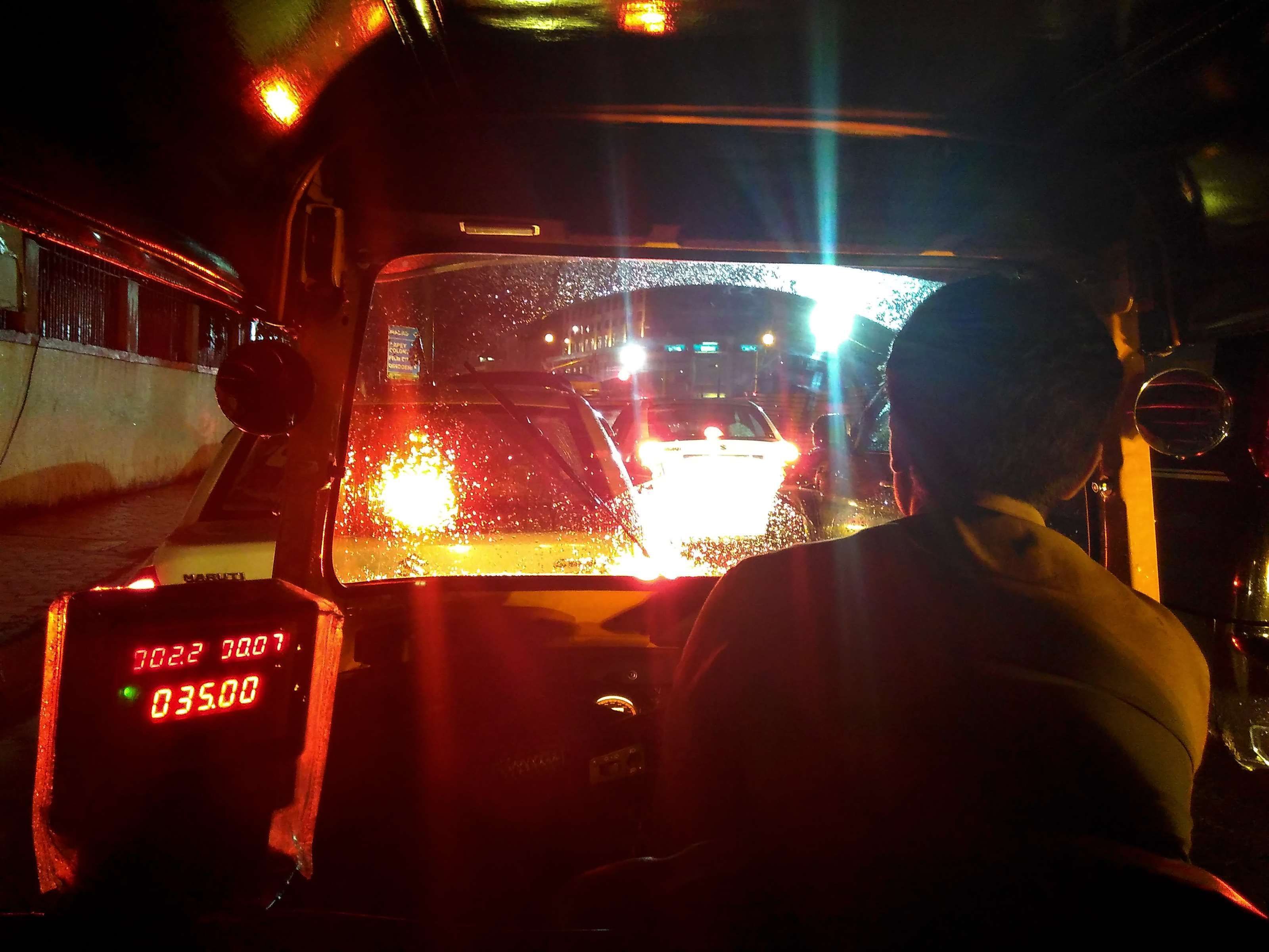 3200x2400 auto rickshaw #city life #city lights #colorful traffic #india #indian traffic #mumbai #night lights #nightlife #traffic. Night life, City life, Night