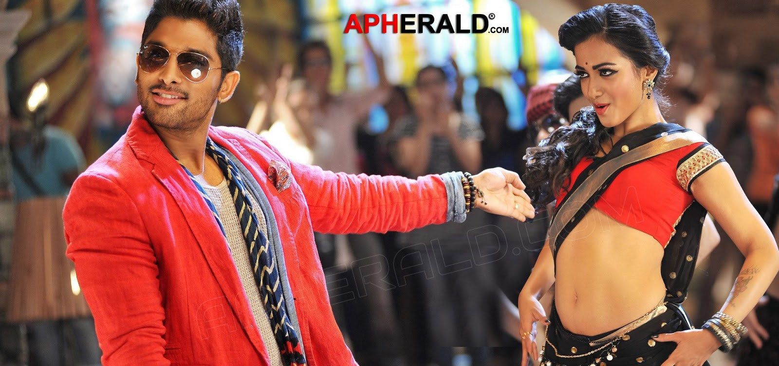 1600x753 Iddarammayilatho Top Lesi Poddi Stills