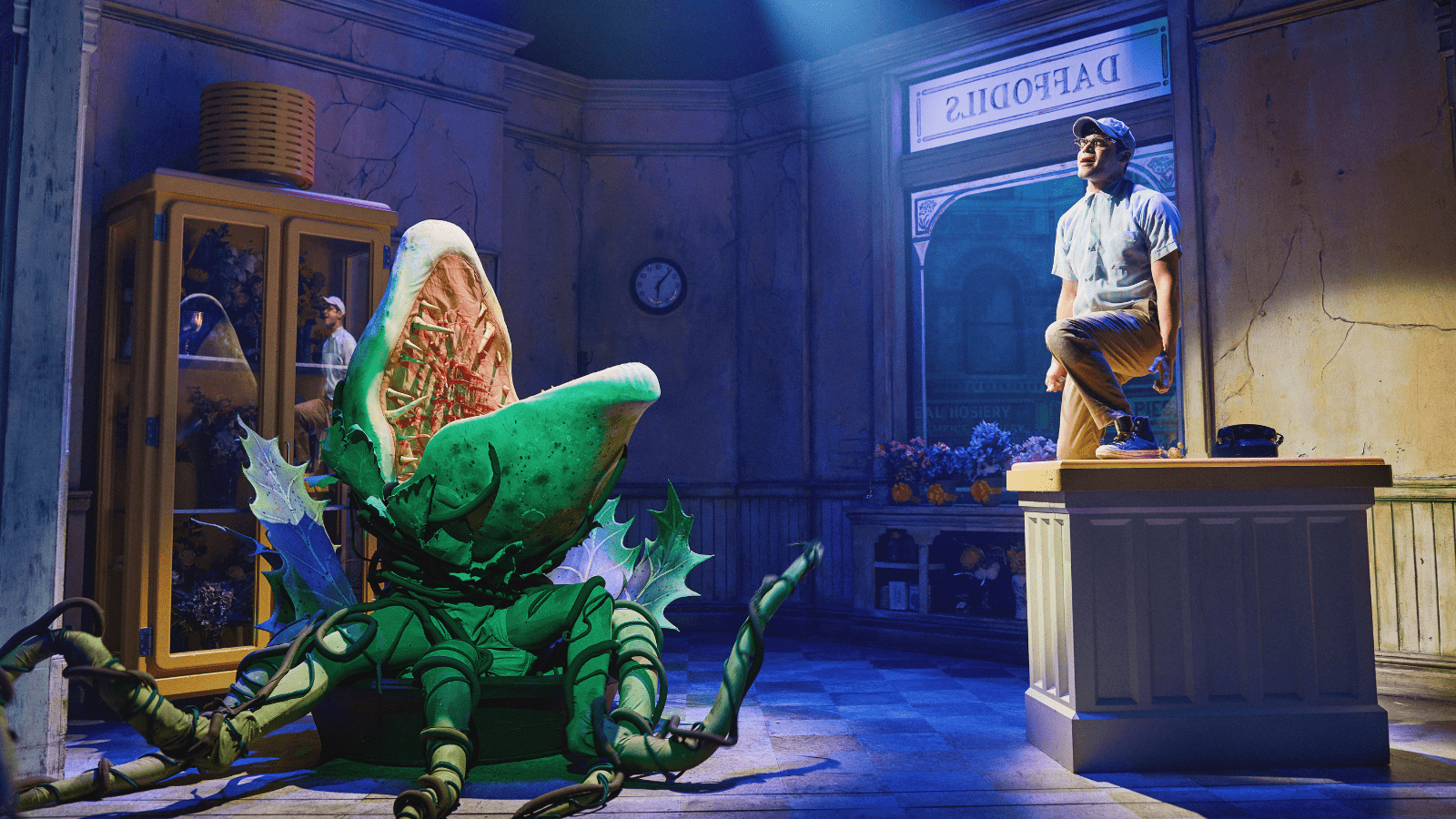 1600x900 See Jeremy Jordan As Seymour In LITTLE SHOP OF HORRORS Off Broadway