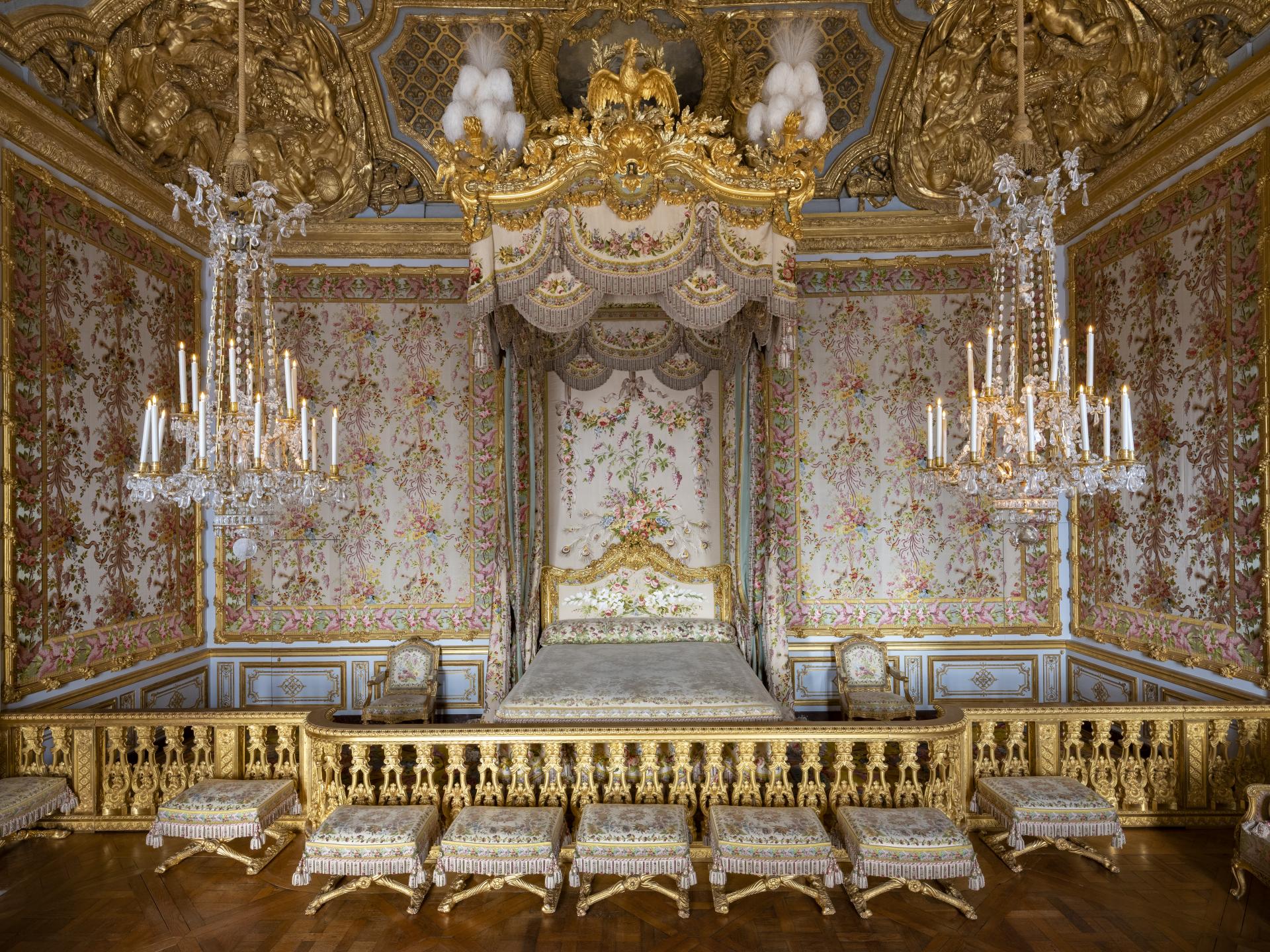 1920x1440 The Queen's Apartments. Palace of Versailles
