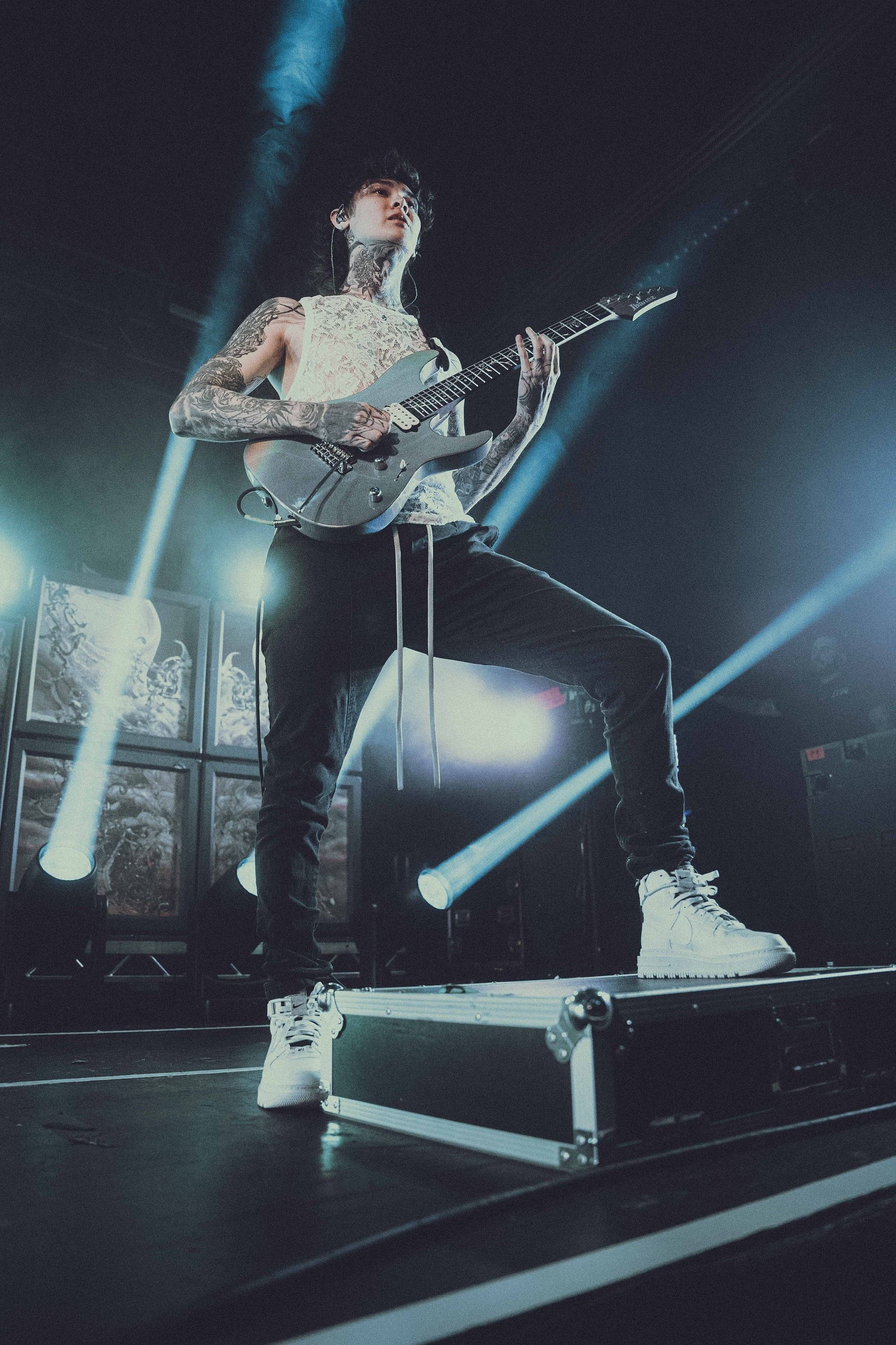 Tim Henson Wallpapers - Top Free Tim Henson Backgrounds - WallpaperAccess