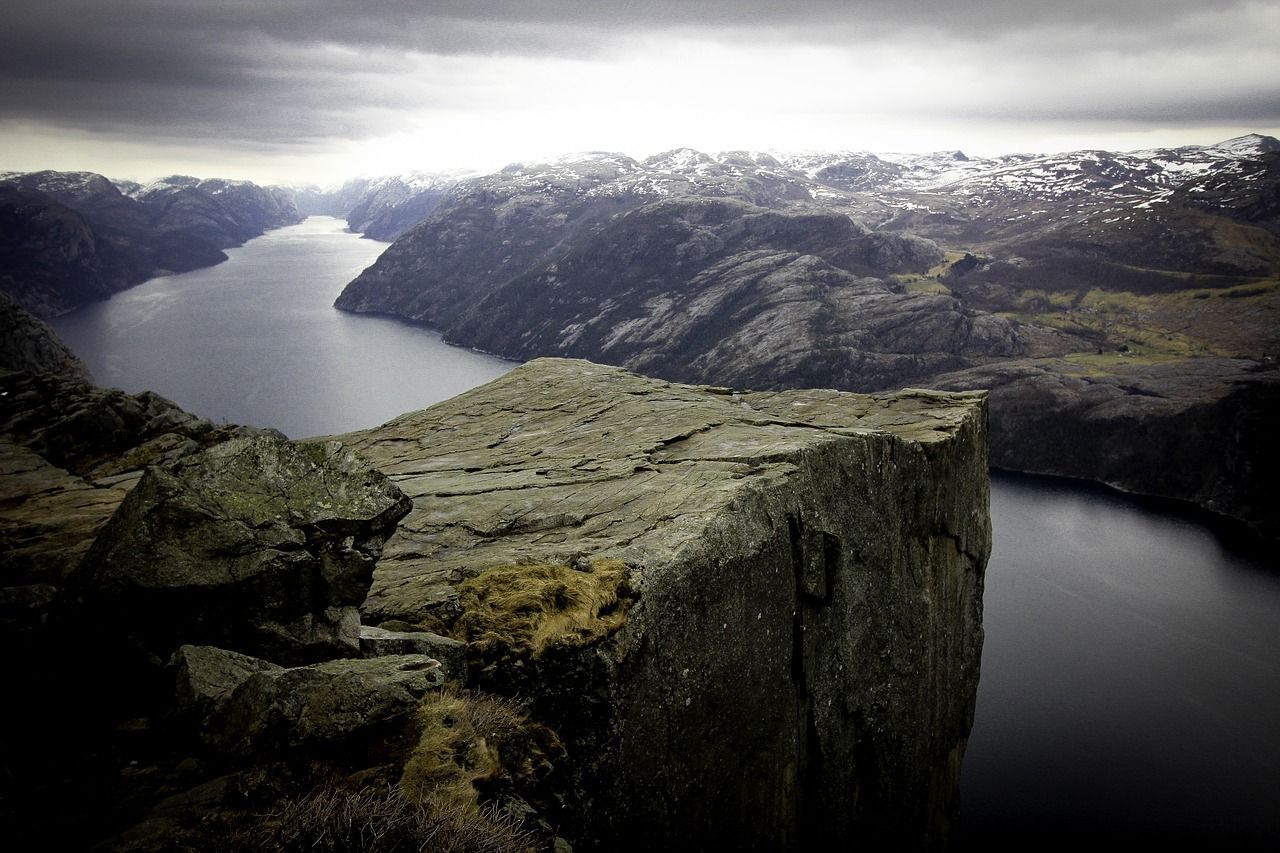 1280x853 Norway Fjords Preikestolen