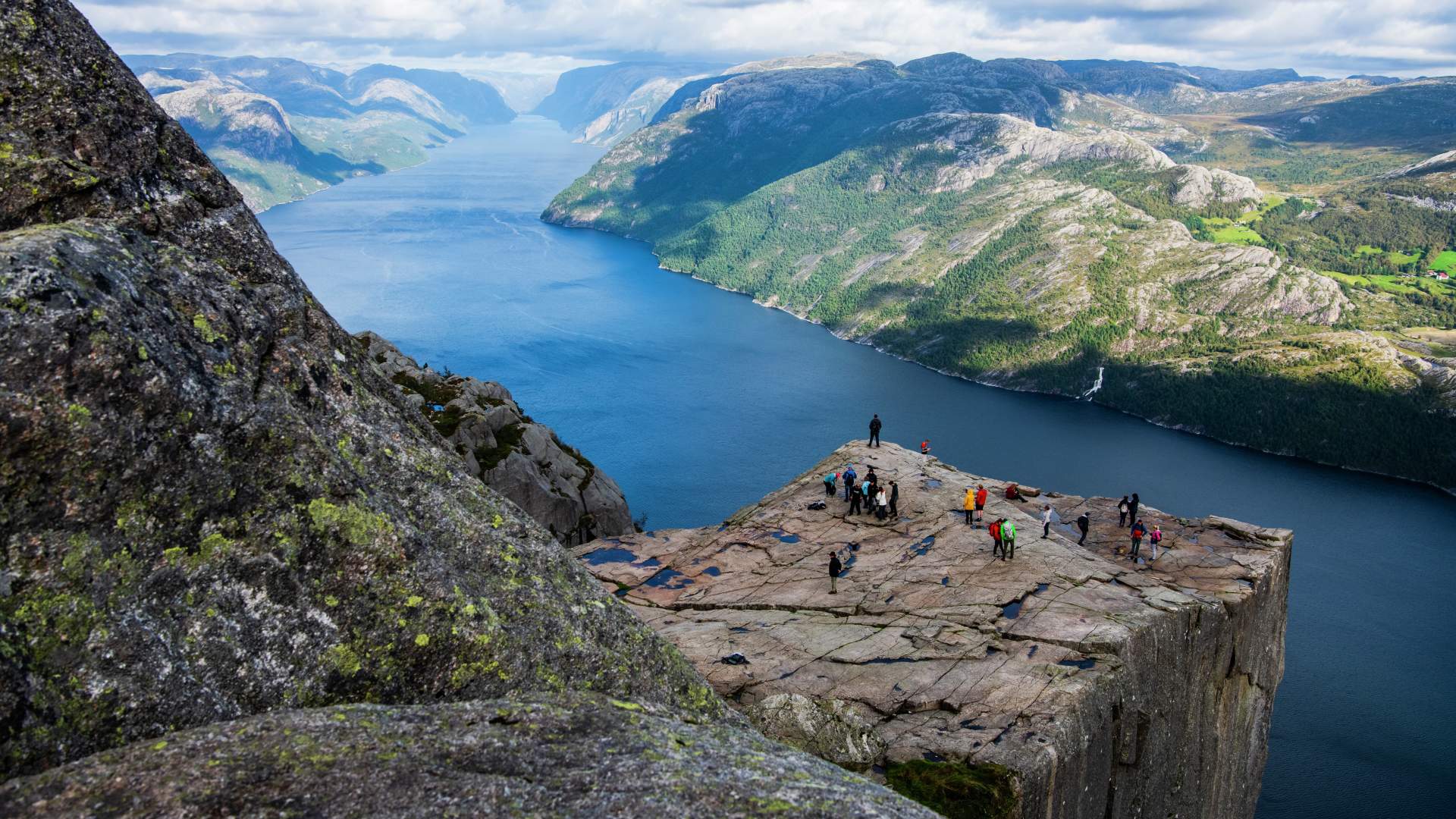 1920x1080 Hike to Preikestolen. Hiking. Jørpeland