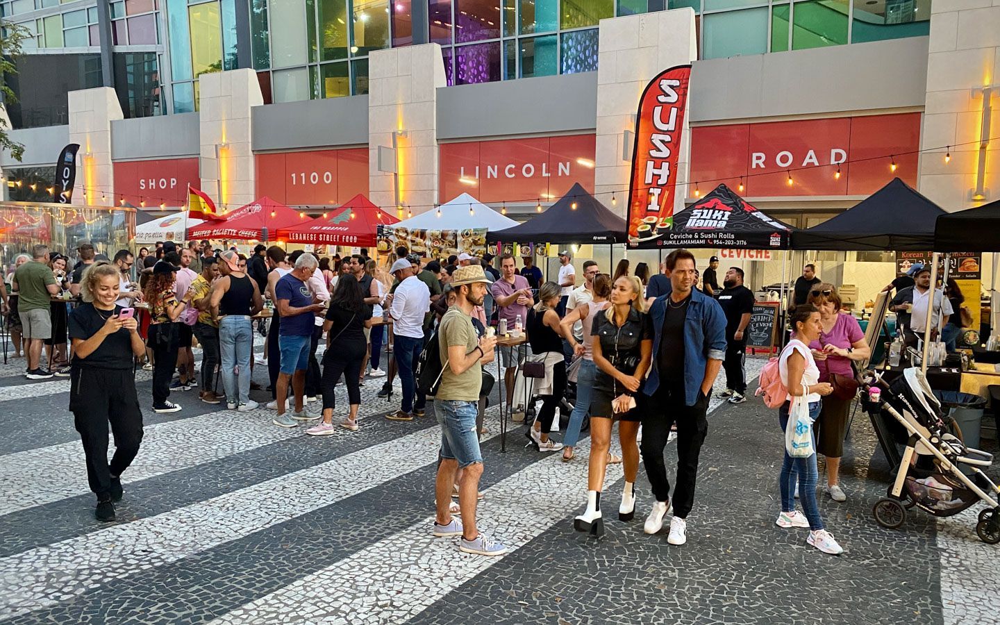 1440x900 Asian Street Food Night Festival at Lincoln Road. Greater Miami & Miami Beach