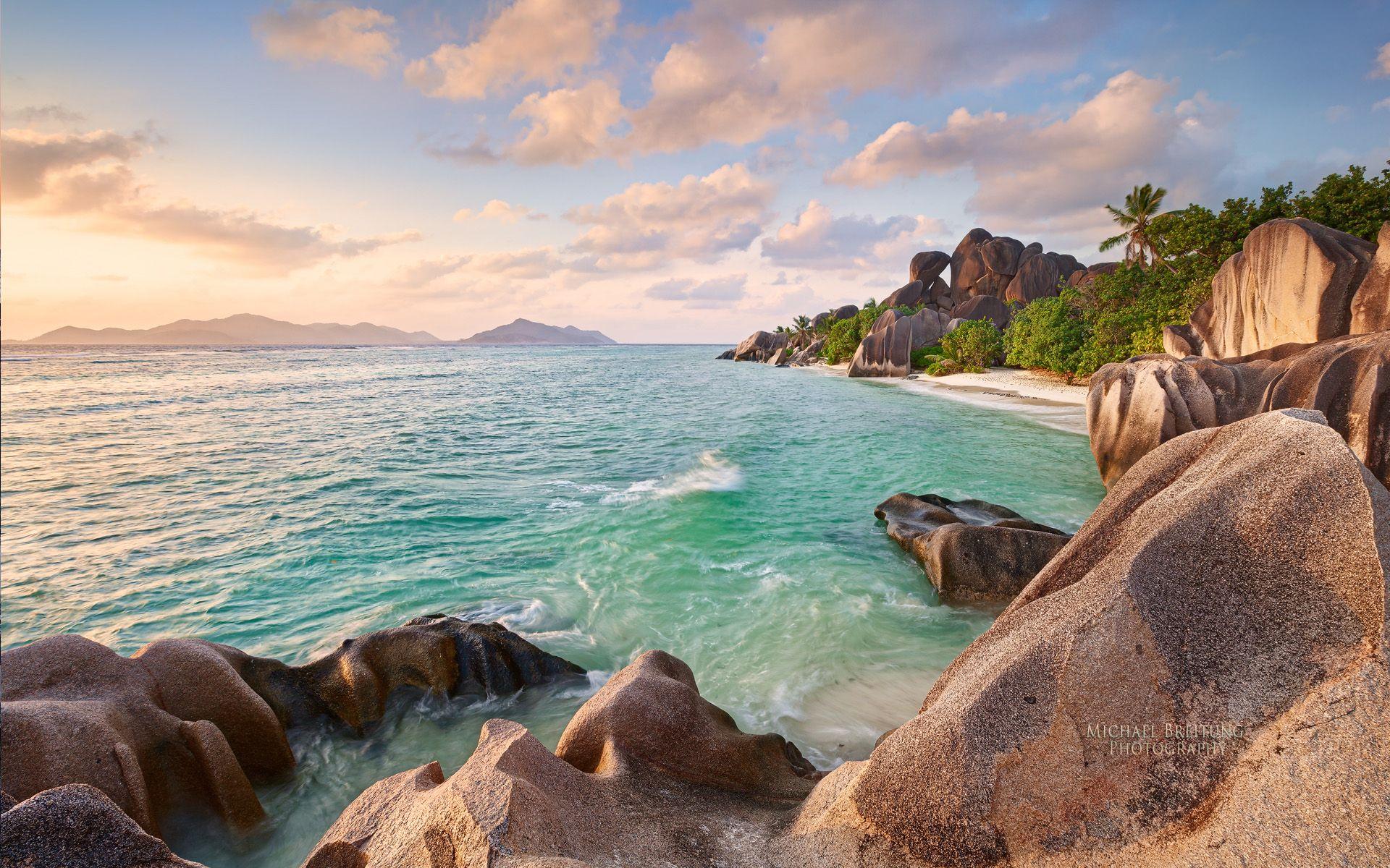 1920x1200 La Digue Beach Seychelles Wallpaper