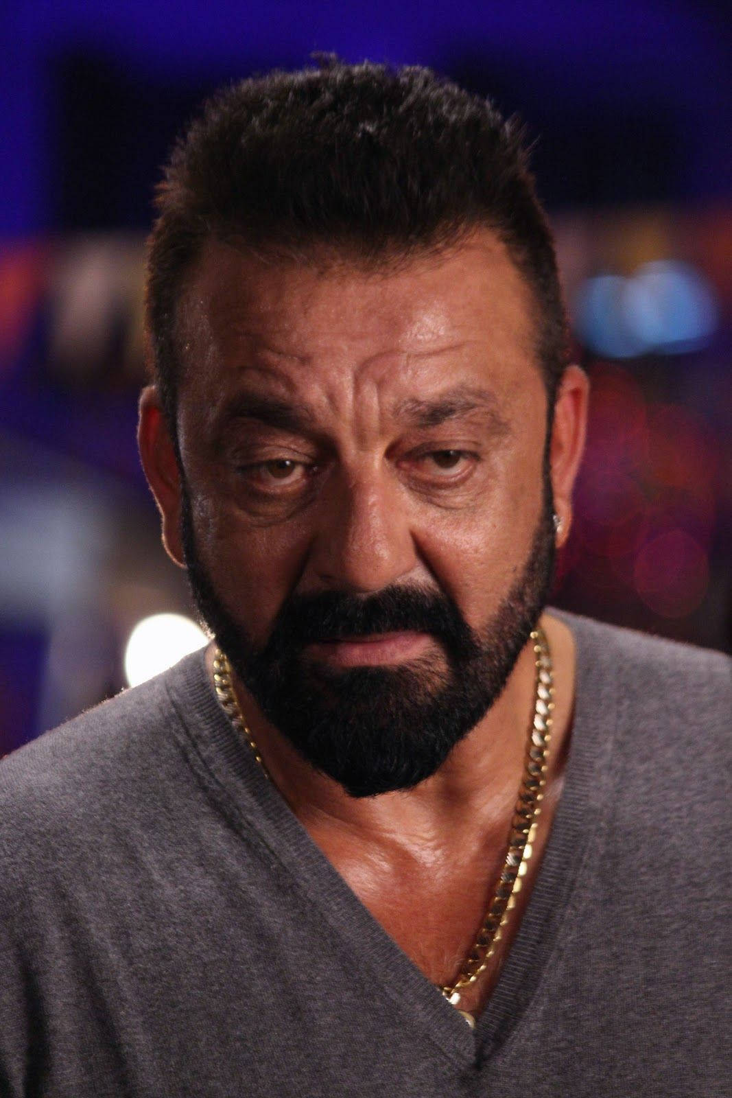 1067x1600 Download Sanjay Dutt Actor Headshot Wallpaper