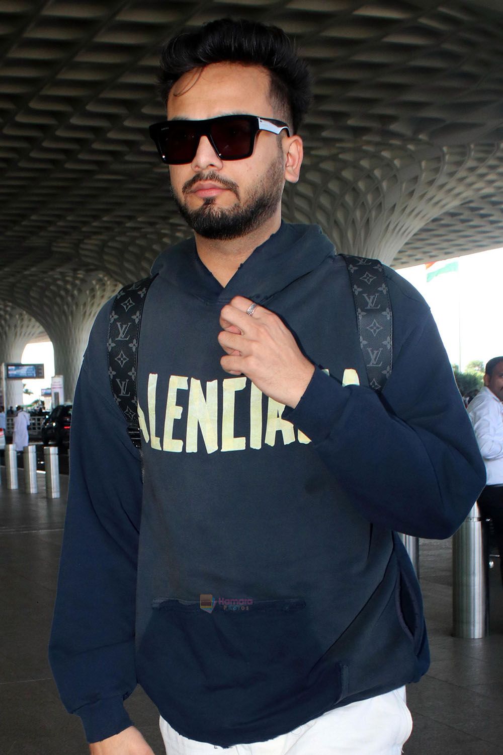 1000x1500 Elvish Yadav Spotted At Airport Departure on 26th Sept 2023