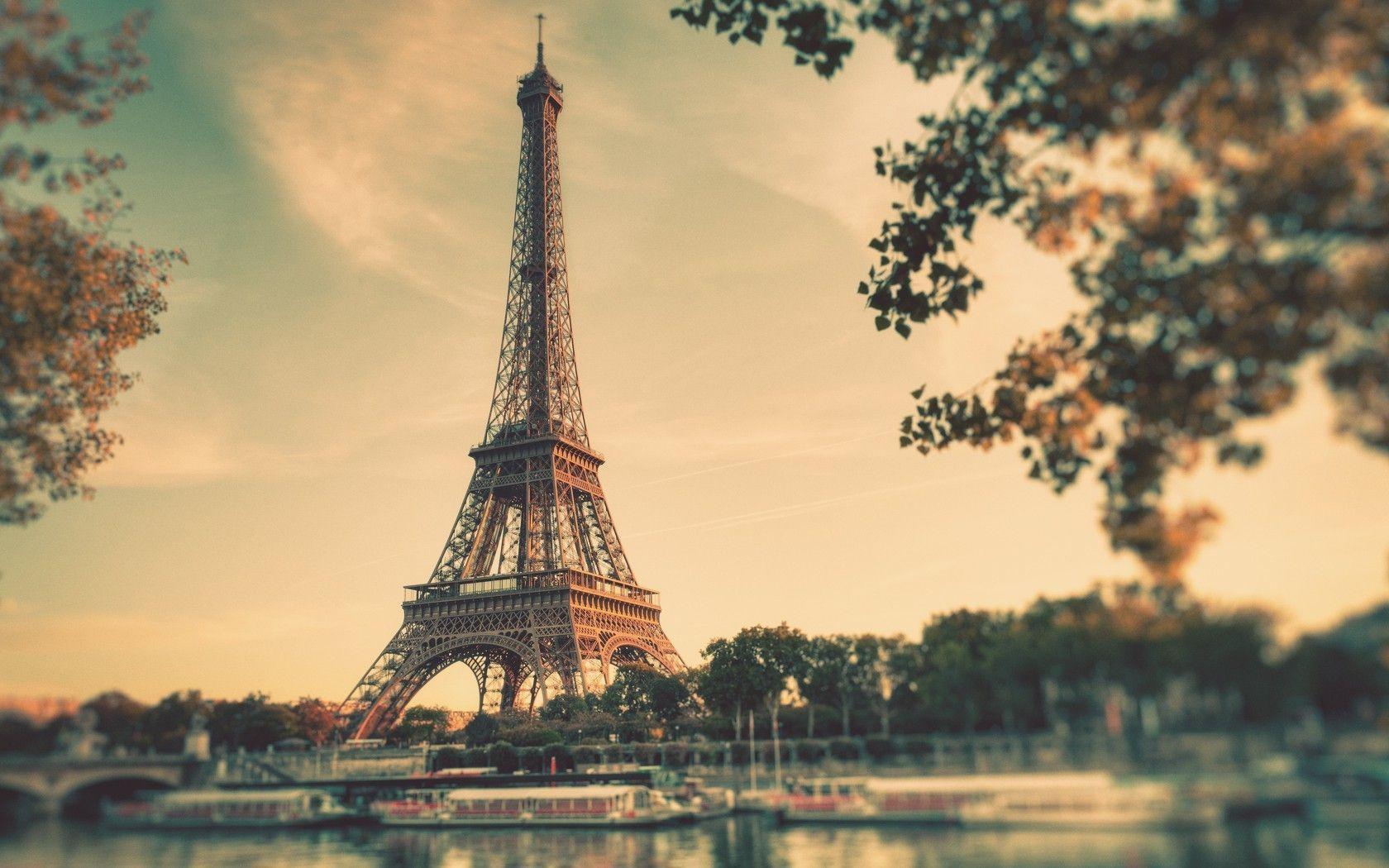 paris wallpaper vintage