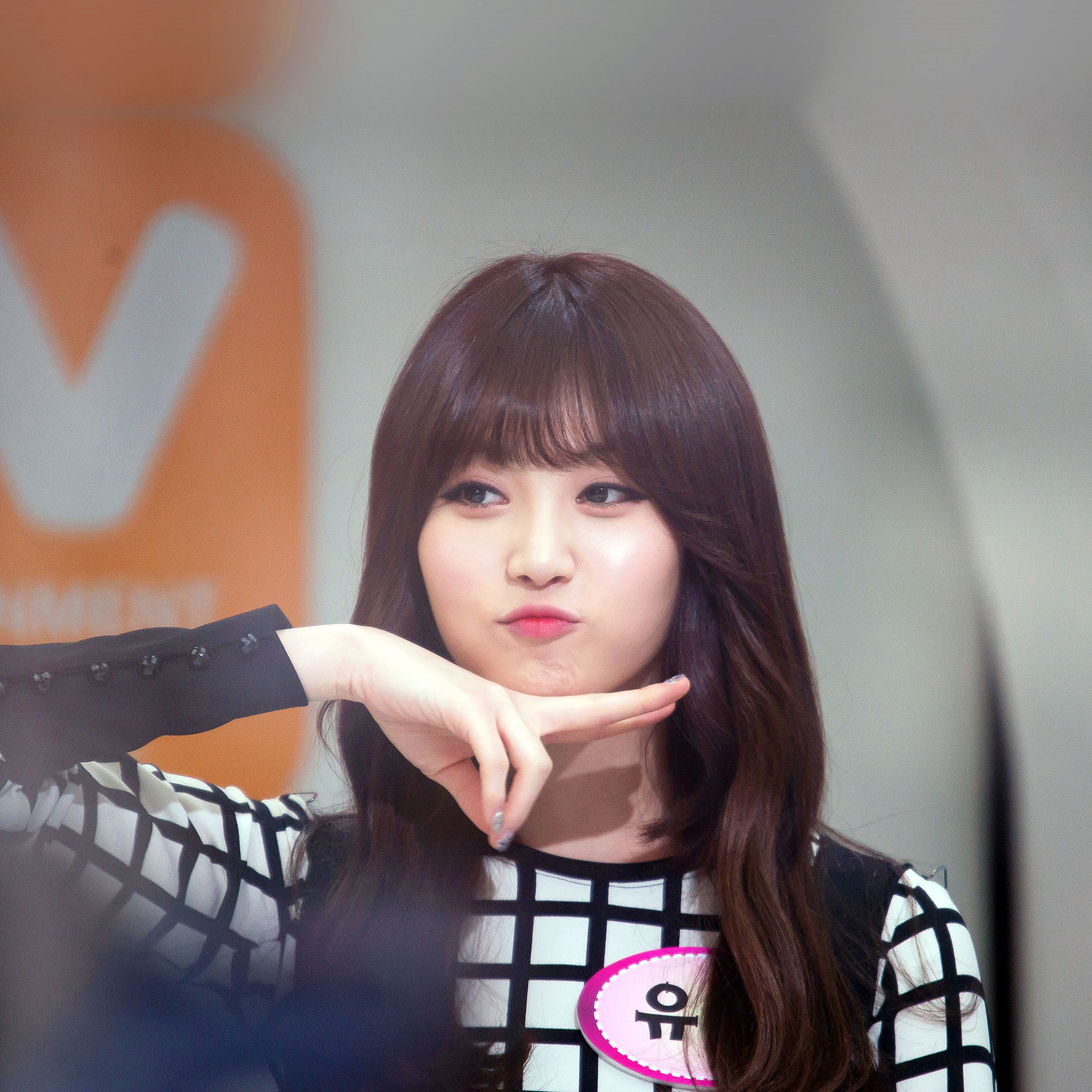 2732x2732 Android wallpaper. yura yura hae face music art