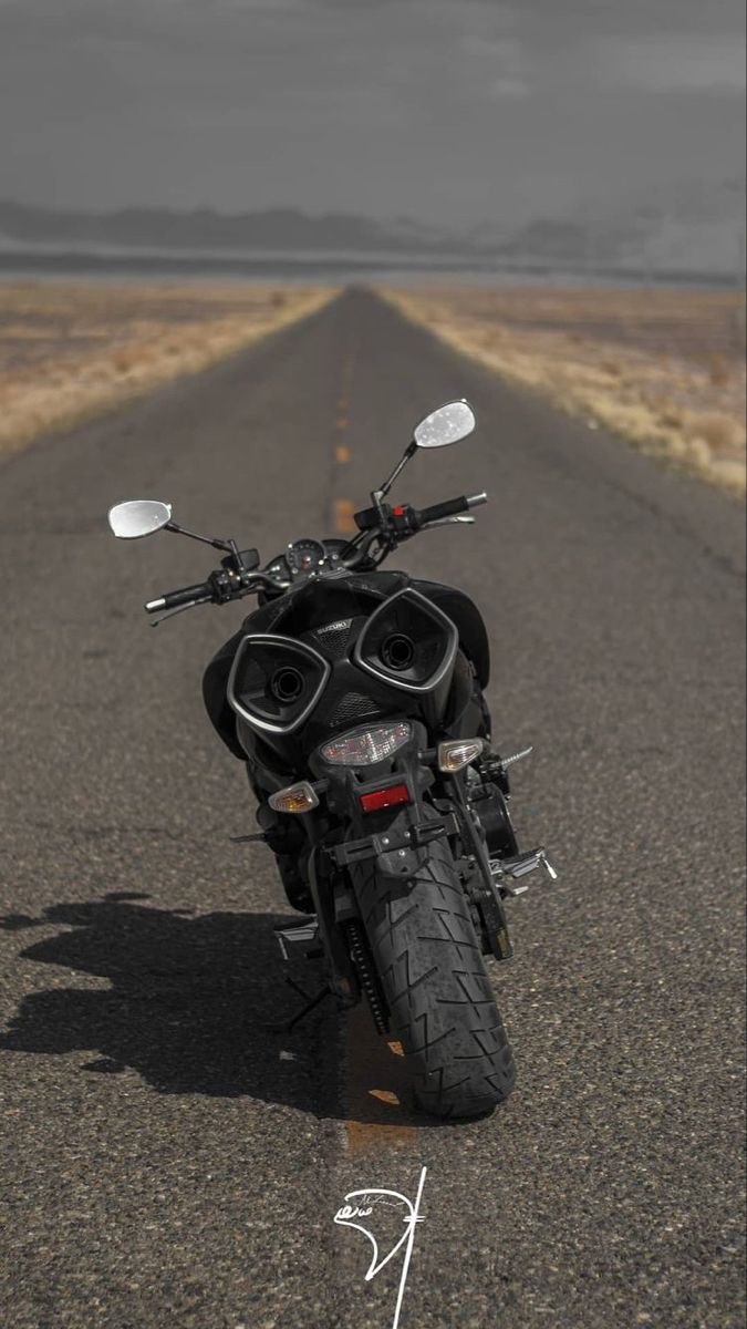 675x1200 Suzuki b king. B king suzuki, Motorcycle artwork, Super bikes