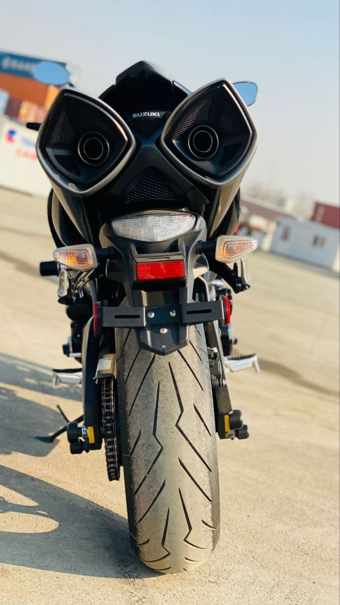 675x1200 Suzuki b king 1340. B king suzuki, Suzuki, Suzuki motorcycle
