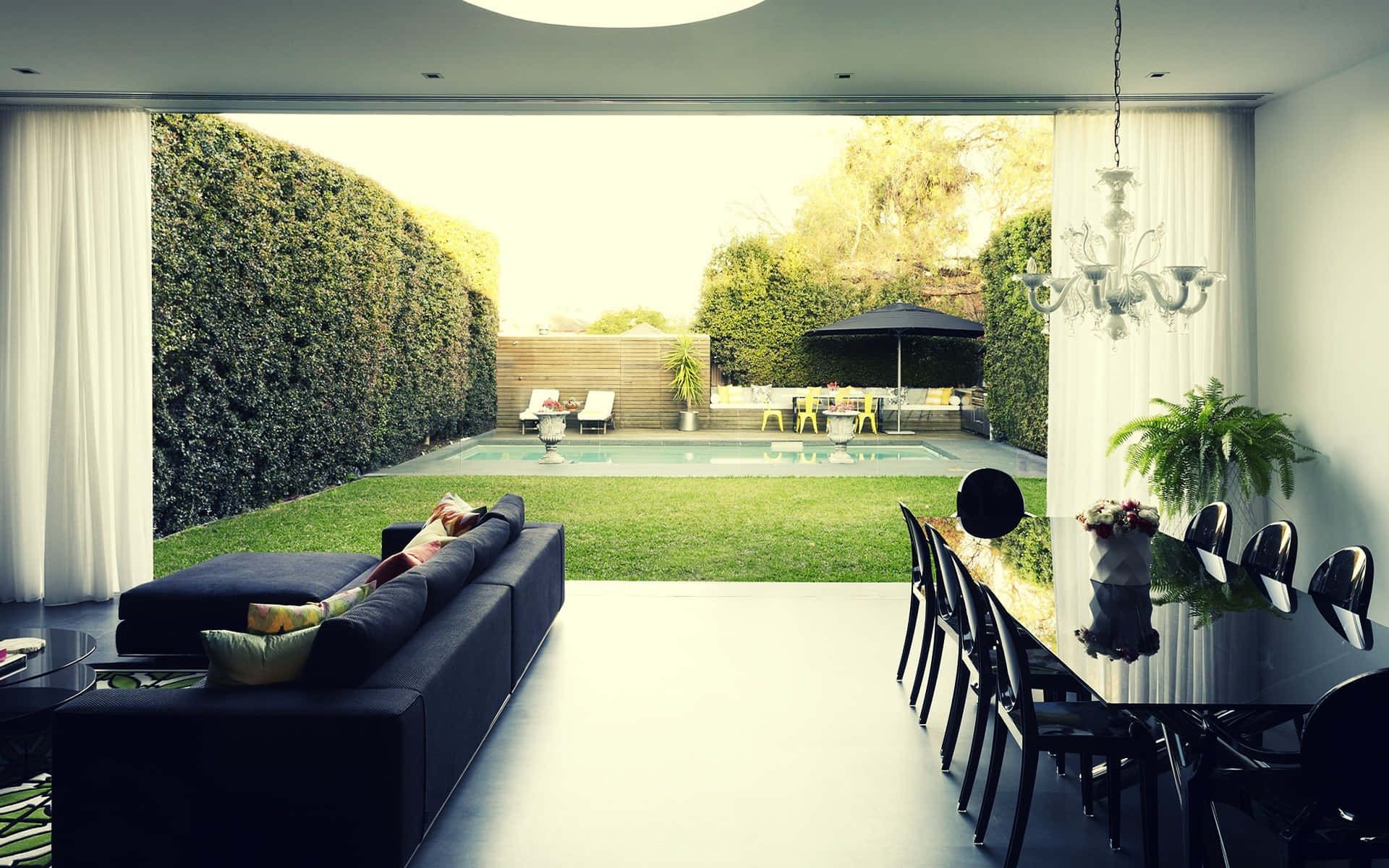 1920x1200 Luxury House Wallpaper