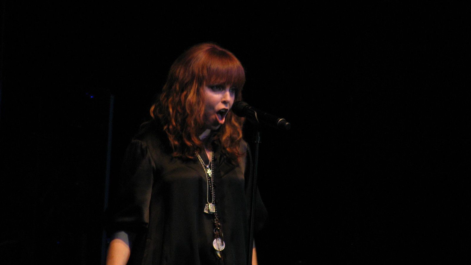 1600x900 Pat Benatar Austin Music Hall 082009 (10)