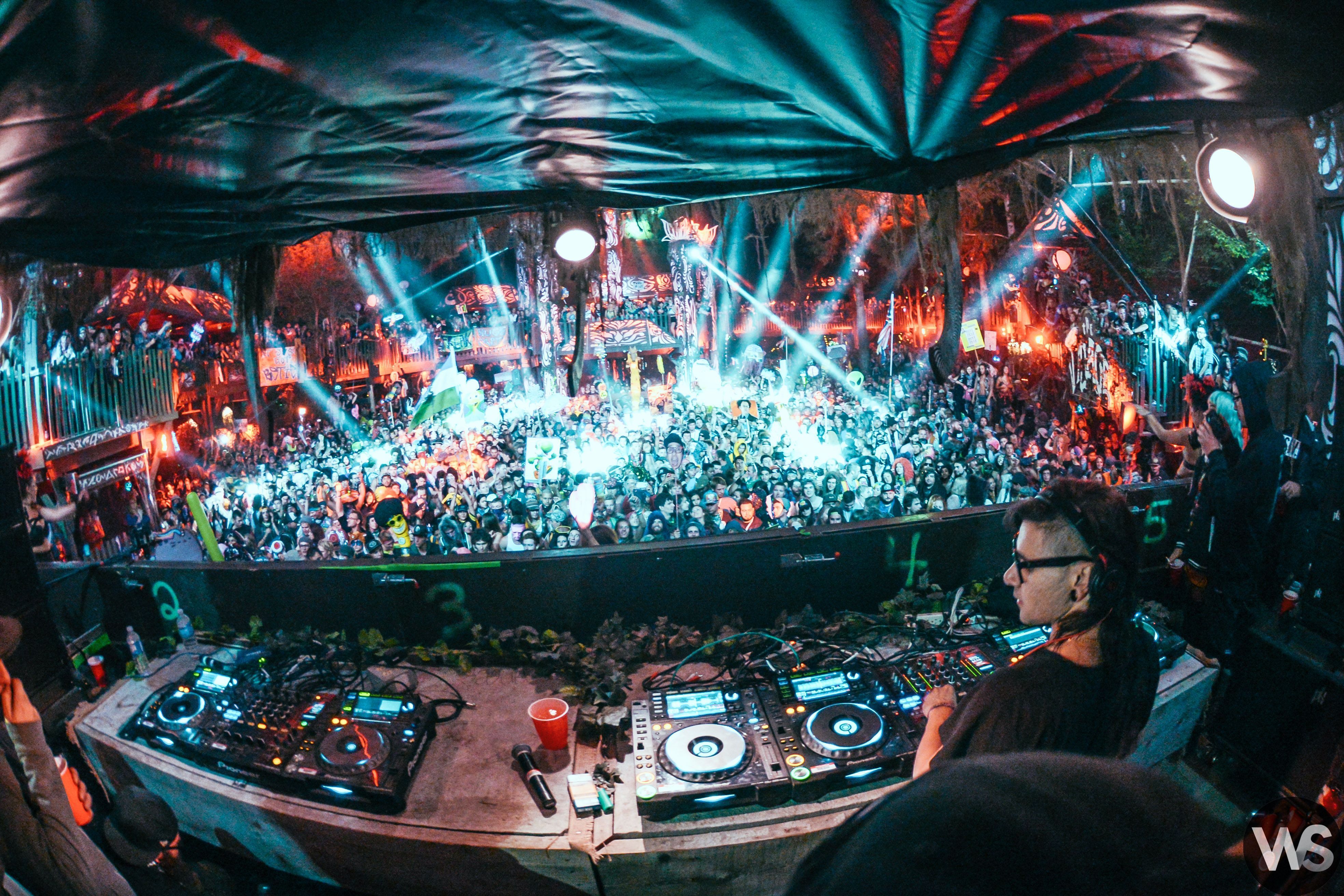 3936x2624 Watch Skrillex Slay Shambhala In 360 Video