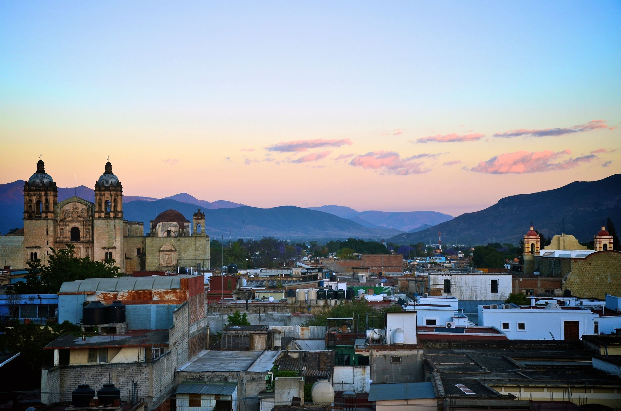 2517x1666 The Benefits of Studying Abroad Professional and Continuing Education