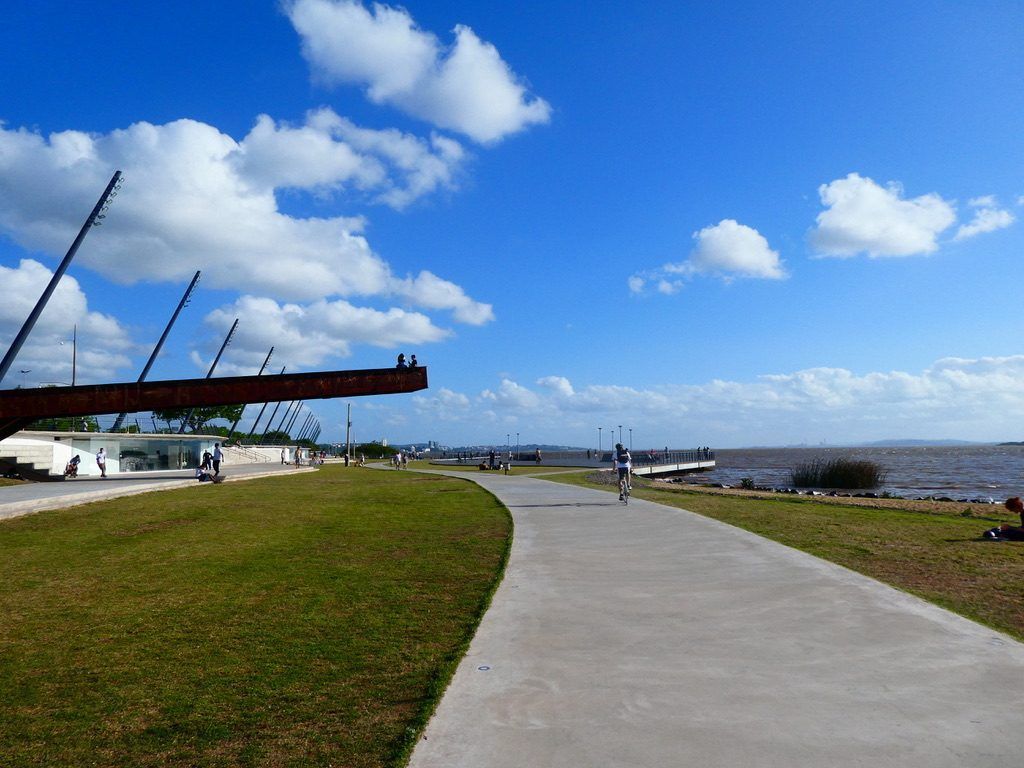 1024x768 Why to Definitely Visit Porto Alegre, the Surprise City