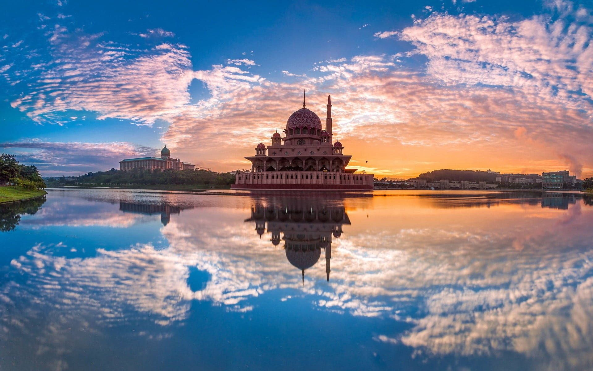1920x1200 Download Beautiful Mosque Putrajaya Malaysia Wallpaper