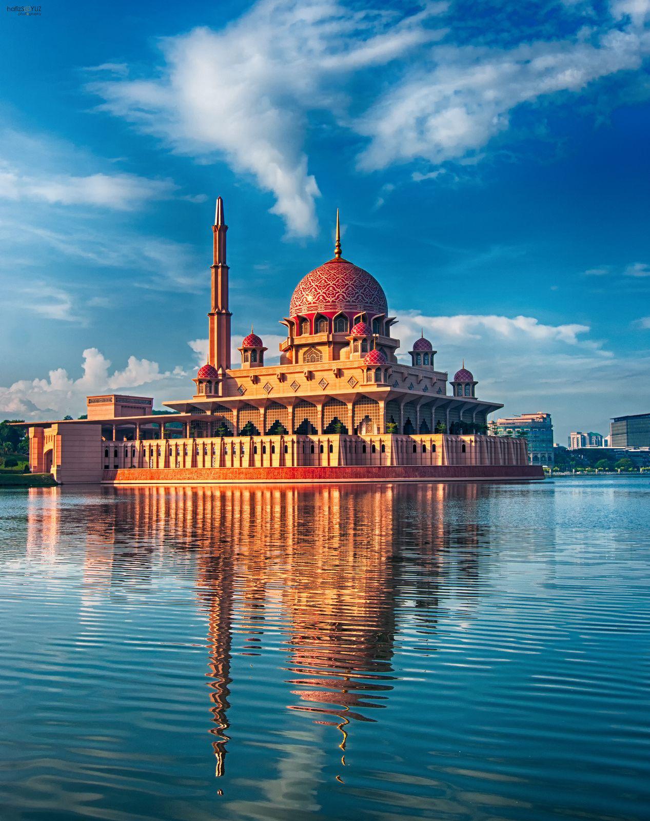 1267x1600 The Putra Mosque in Malaysia